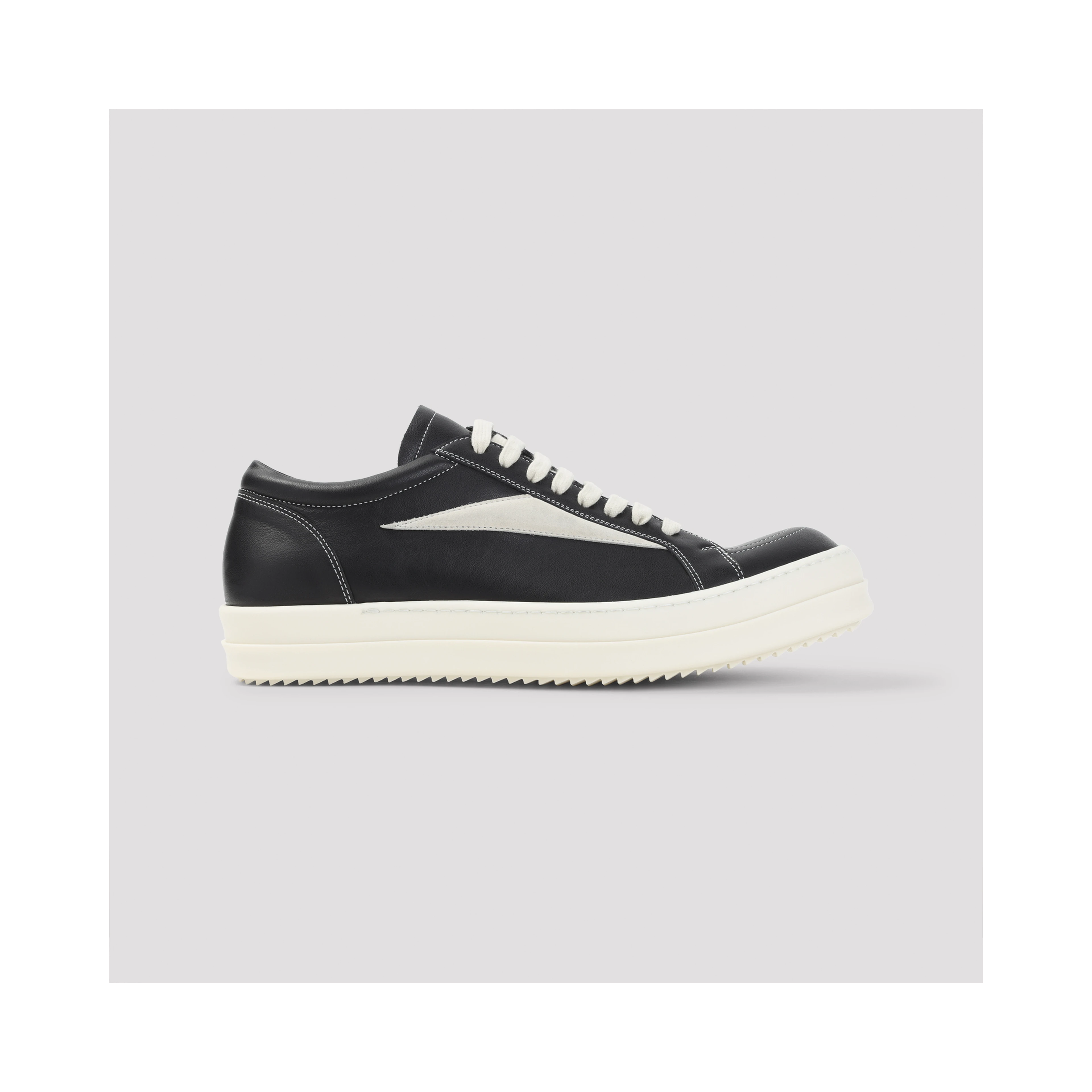 VINTAGE SNEAKS