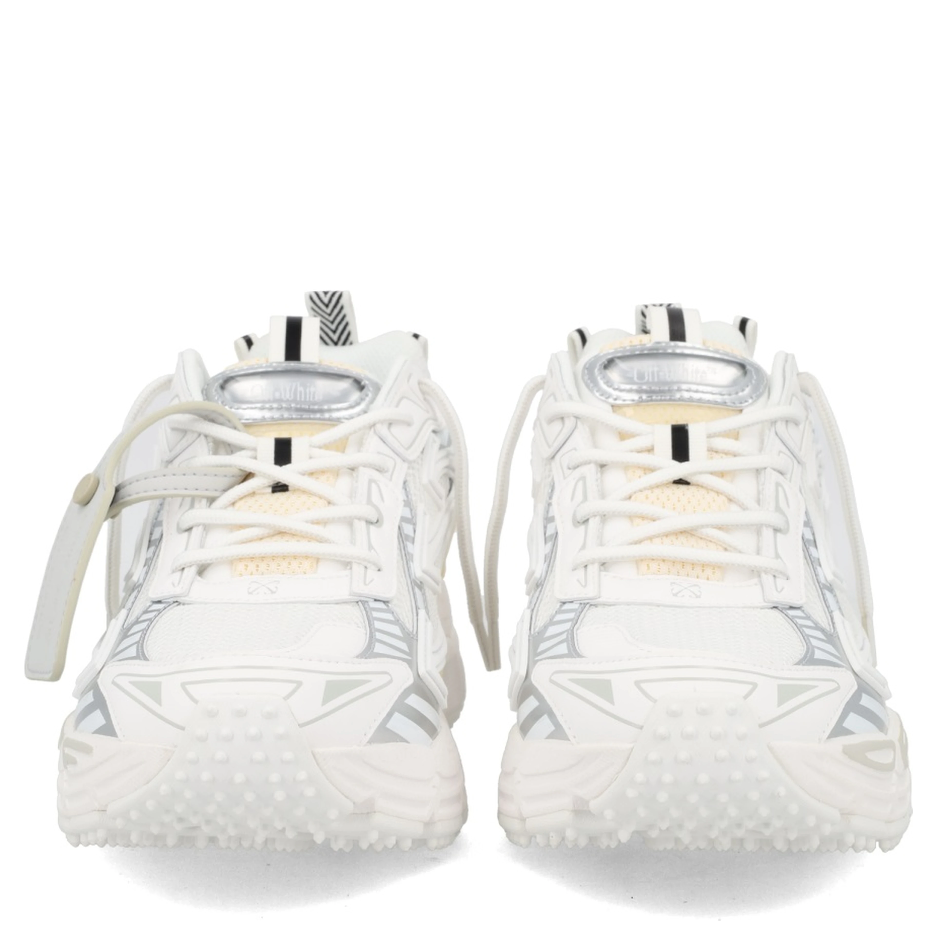 "BE RIGHT BACK" SNEAKER