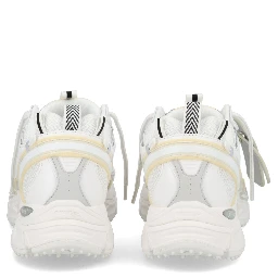 "BE RIGHT BACK" SNEAKER