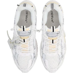 "BE RIGHT BACK" SNEAKER