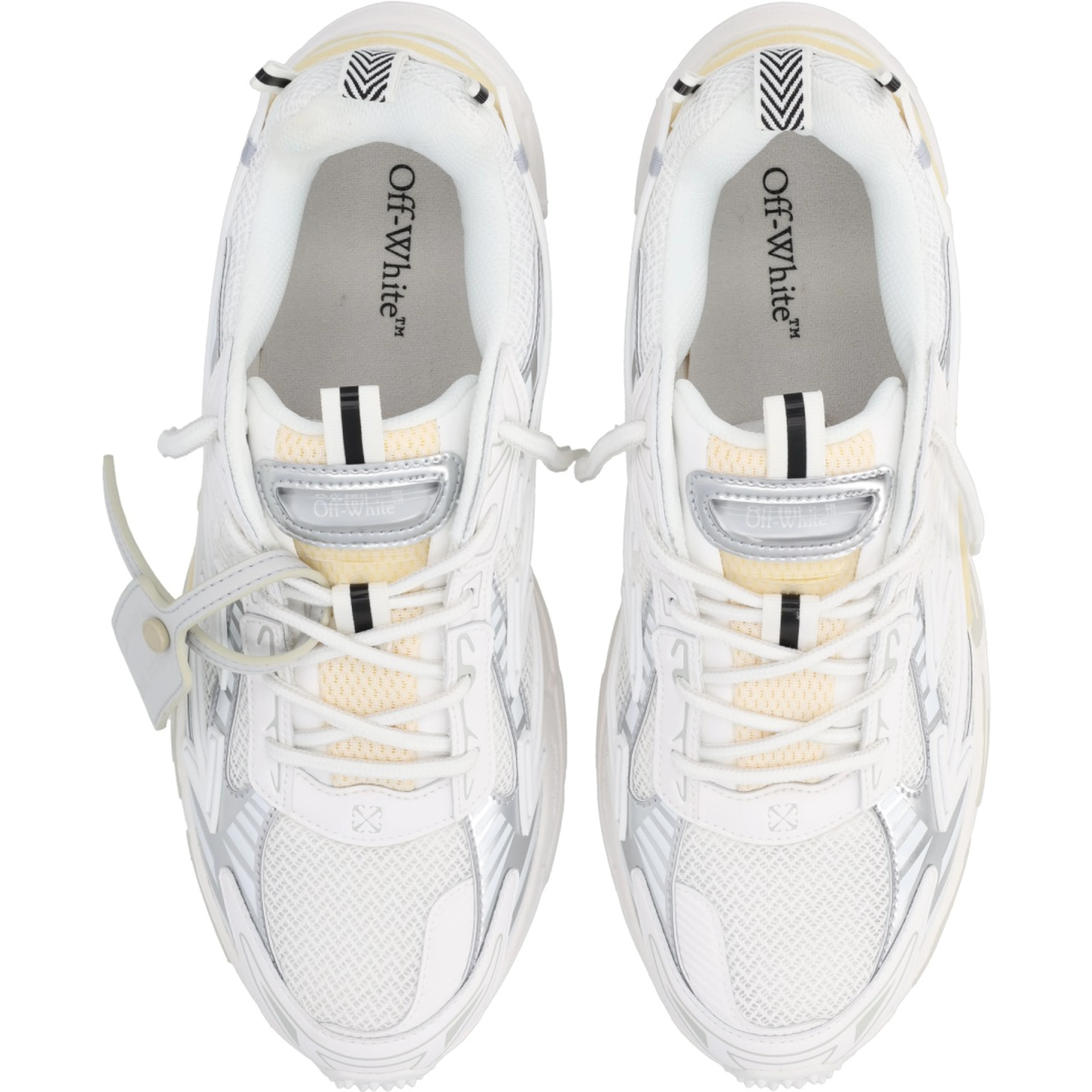 "BE RIGHT BACK" SNEAKER
