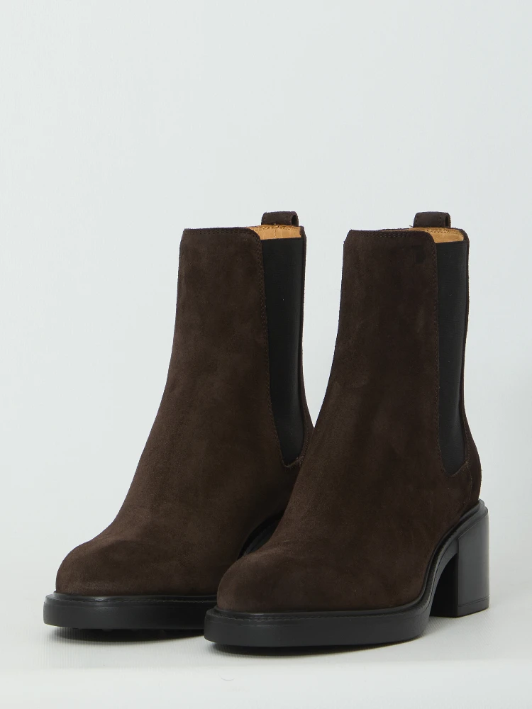 Suede ankle boot alternative