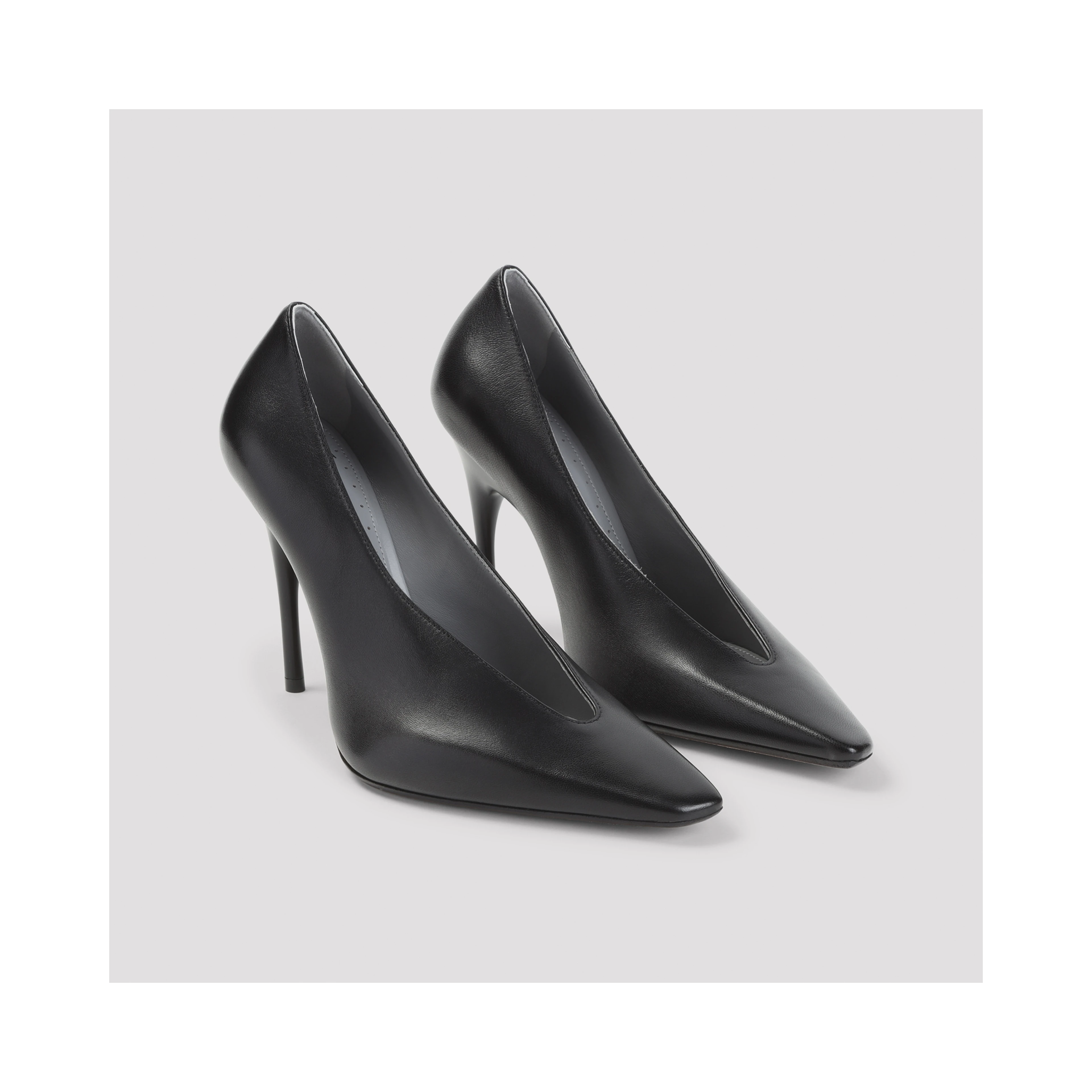 Balenciaga Duchesse Pump