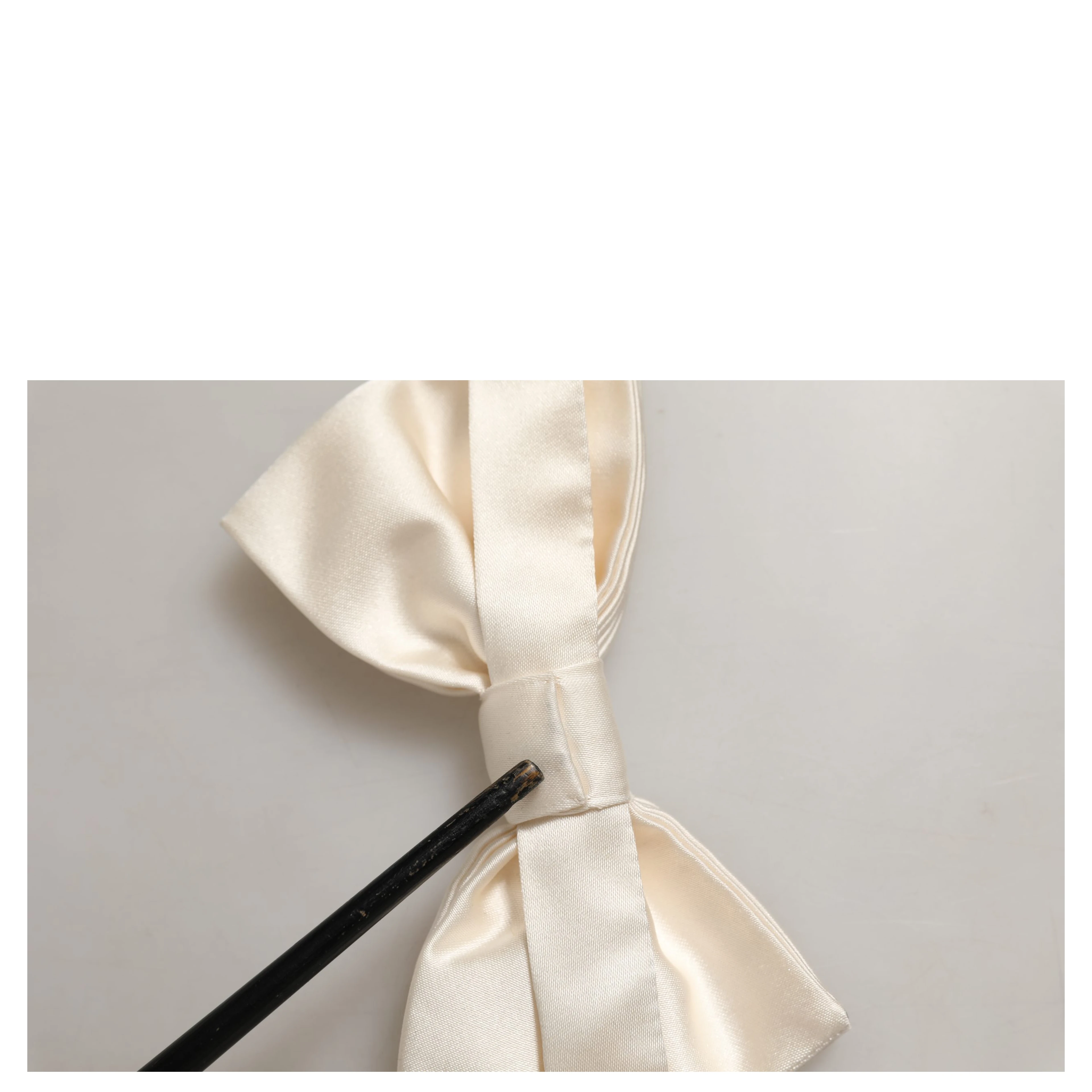 Men White 100% Silk Adjustable Neck Papillon Bow Tie