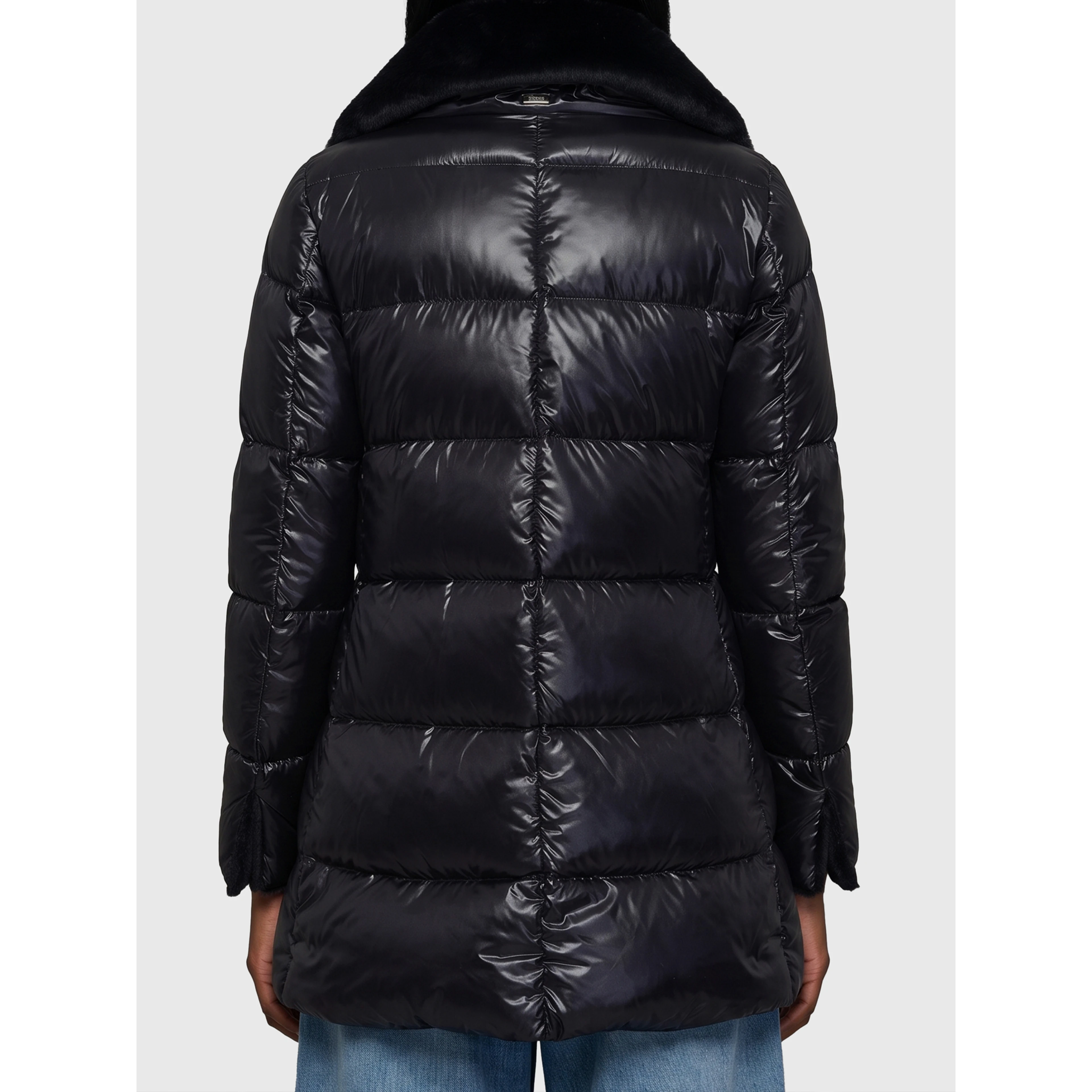 Light puffer with collar fur