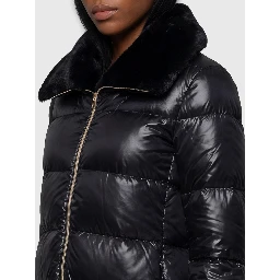 Light puffer with collar fur