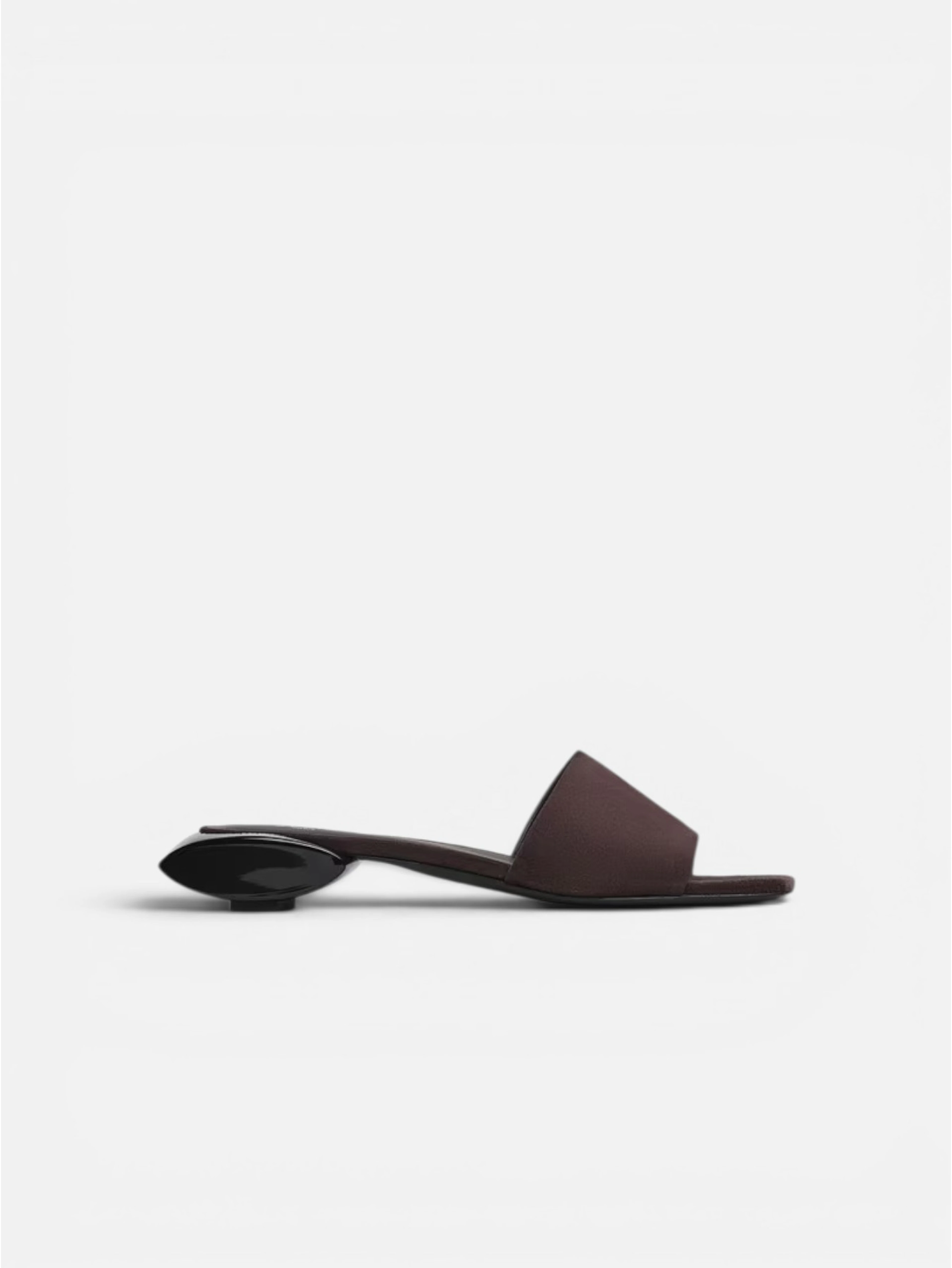 ALAÏA slippers