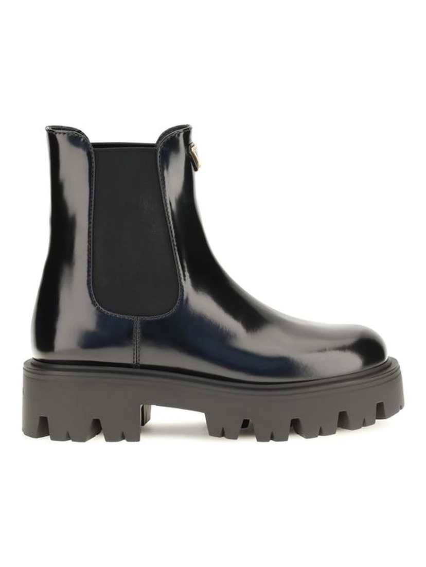 Black Calf Leather Bos Taurus Chelsea Boots