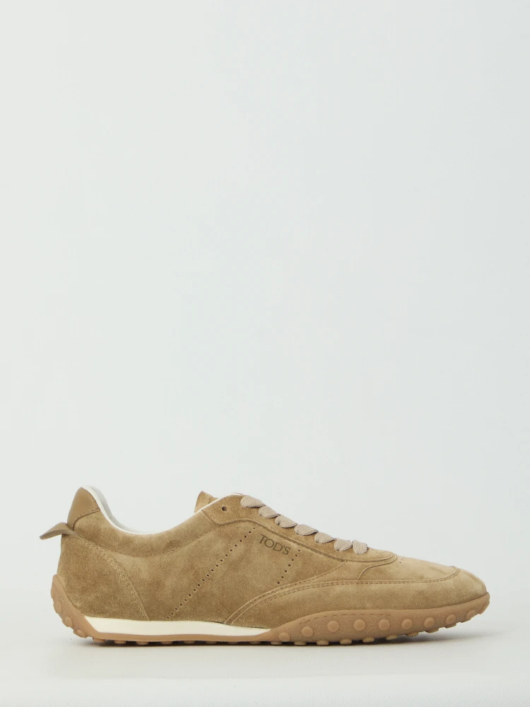 Cappuccino suede sneakers
