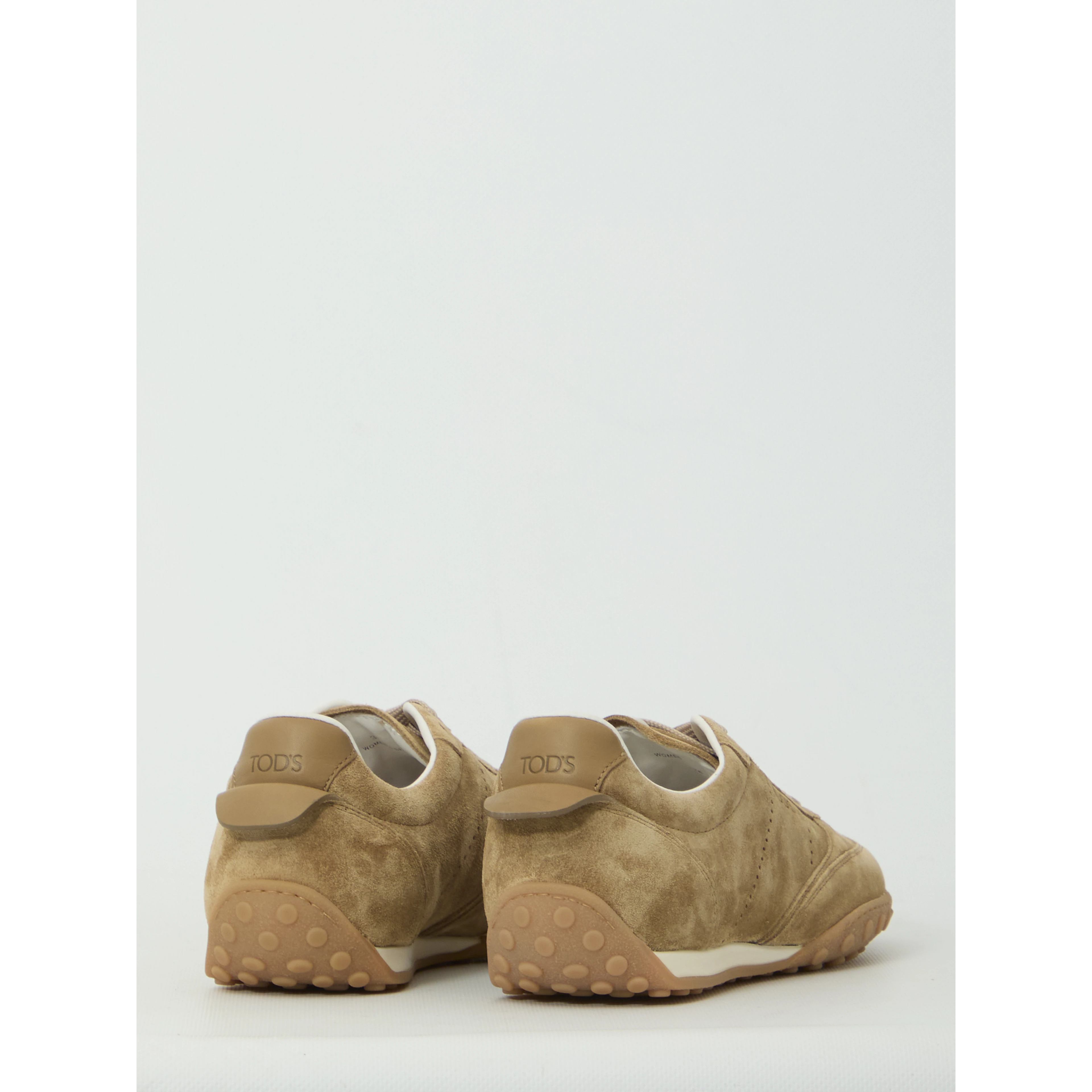 Cappuccino suede sneakers