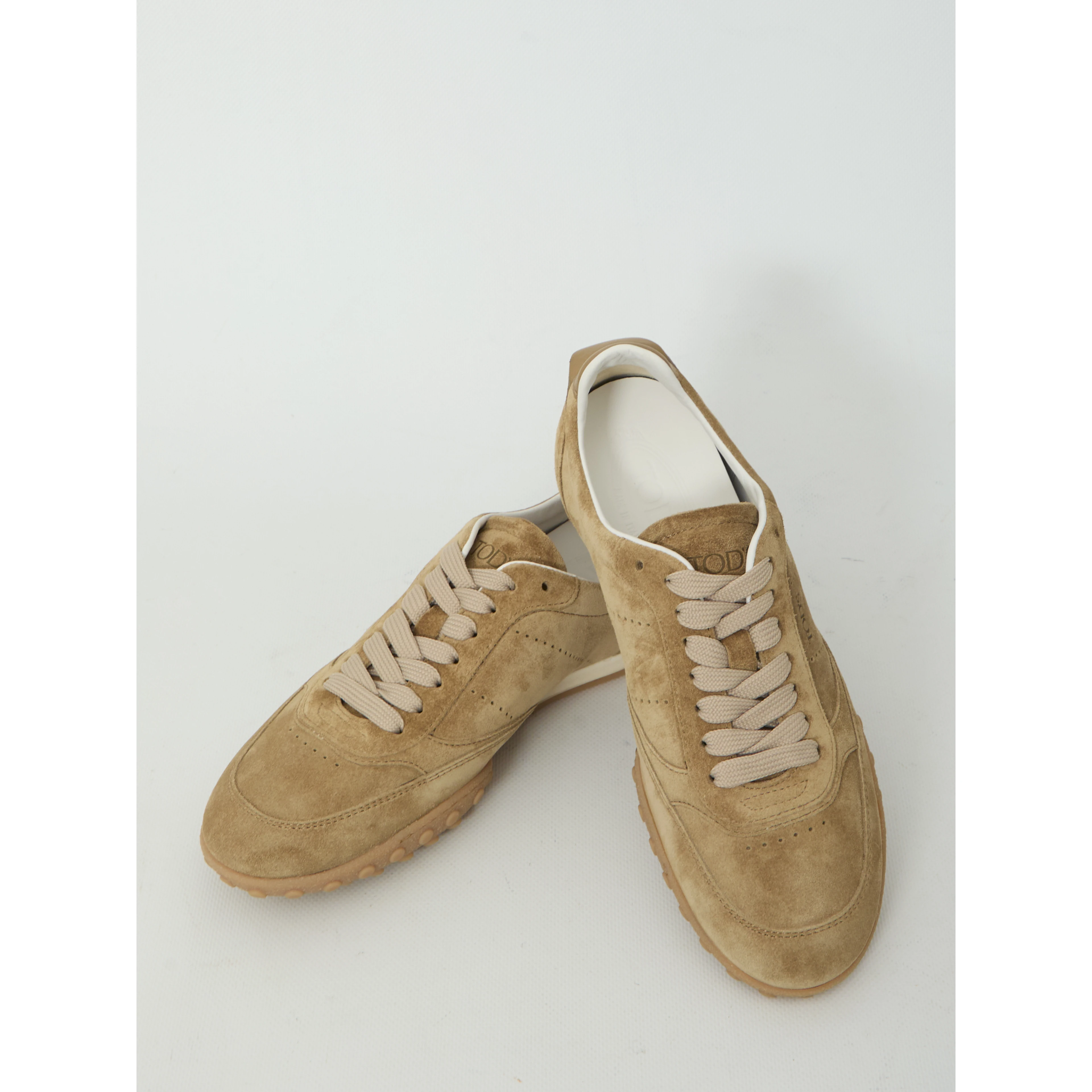 Cappuccino suede sneakers
