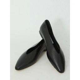 Margot Flat ballets