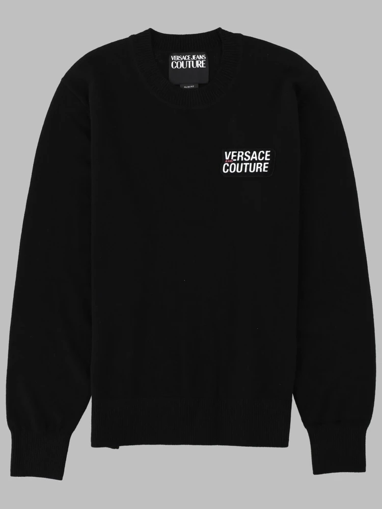 MAGLIA CON PATCH LOGO