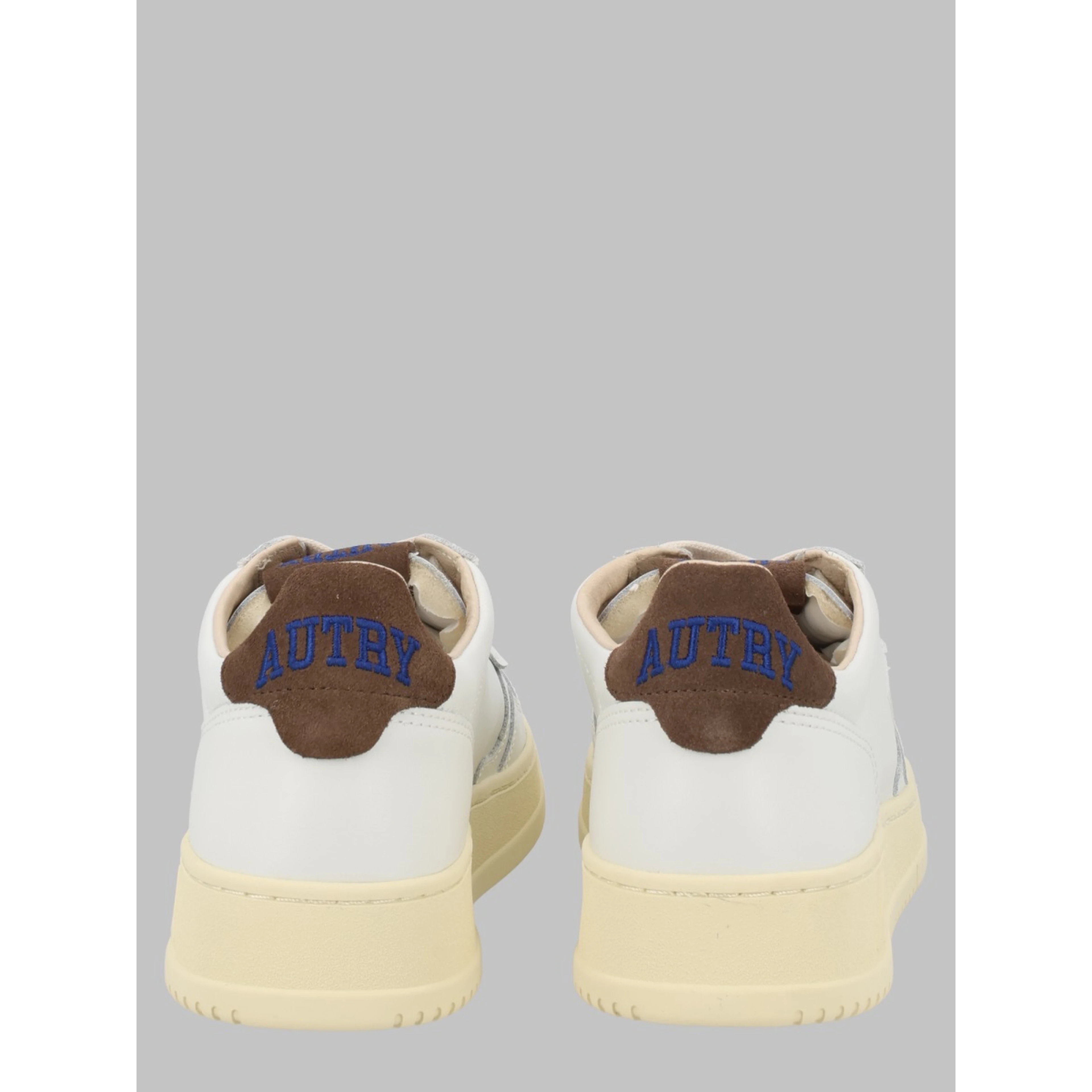 SNEAKER "MEDALIST LOW"