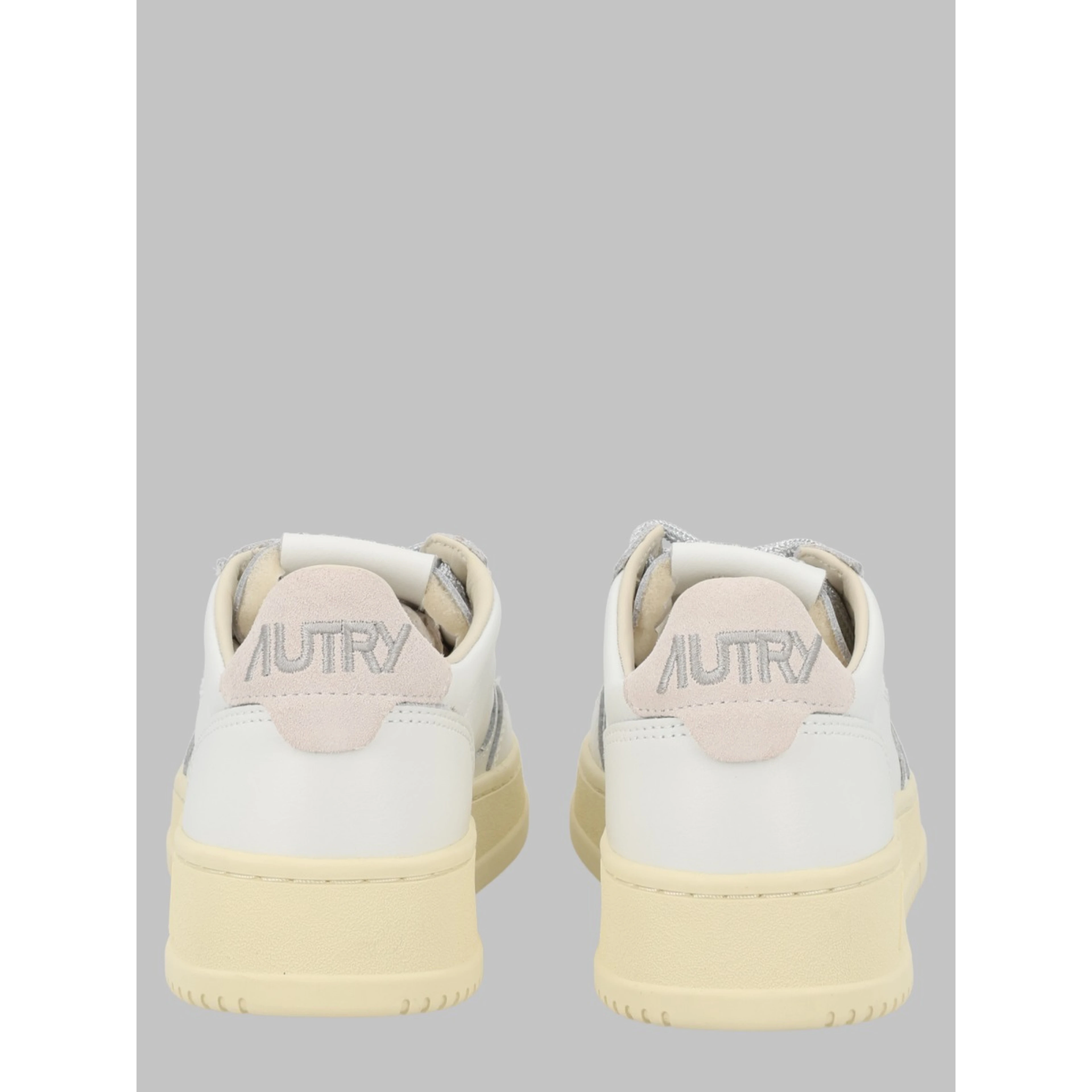 SNEAKER "MEDALIST LOW"