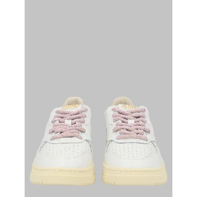 SNEAKER "MEDALIST LOW"