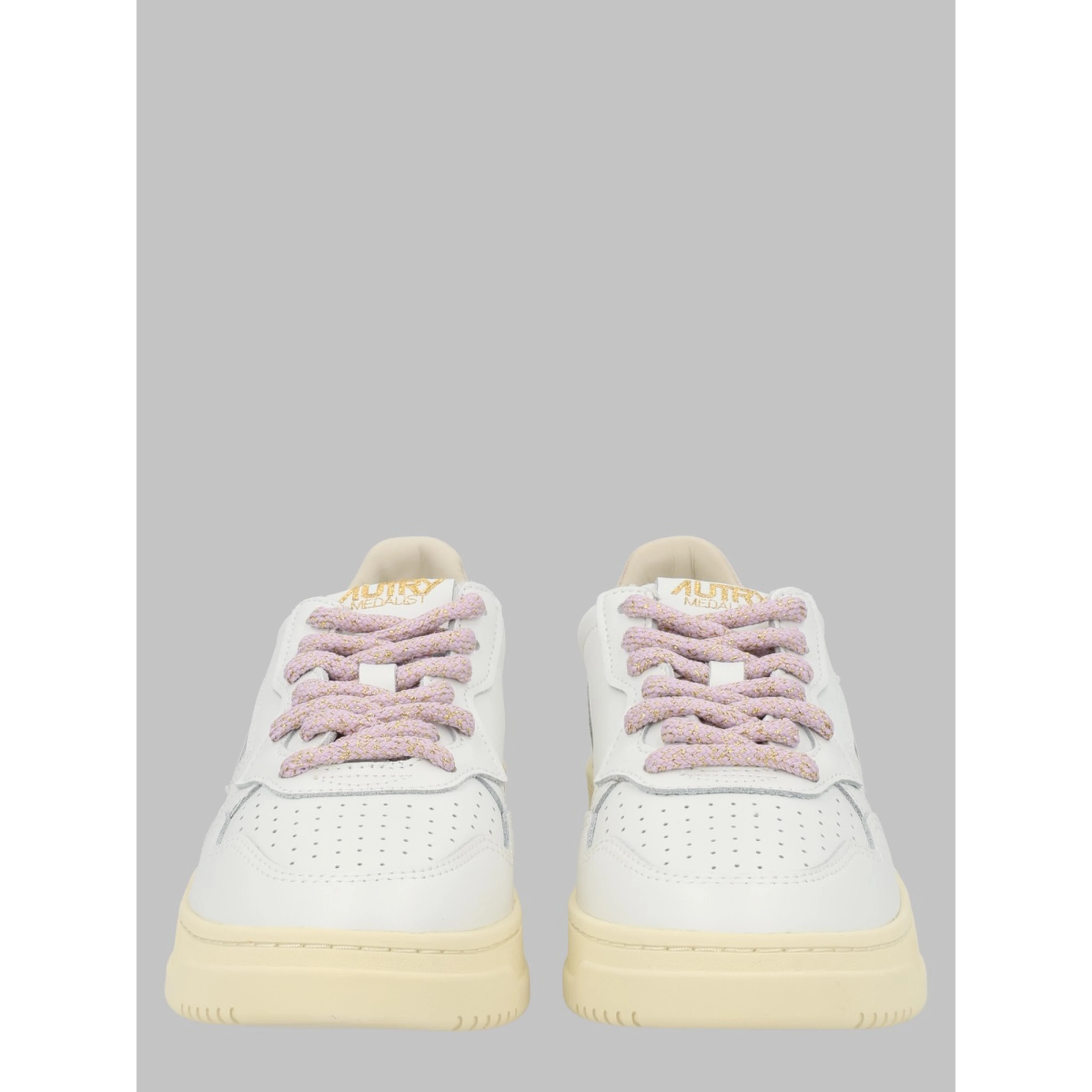 SNEAKER "MEDALIST LOW"