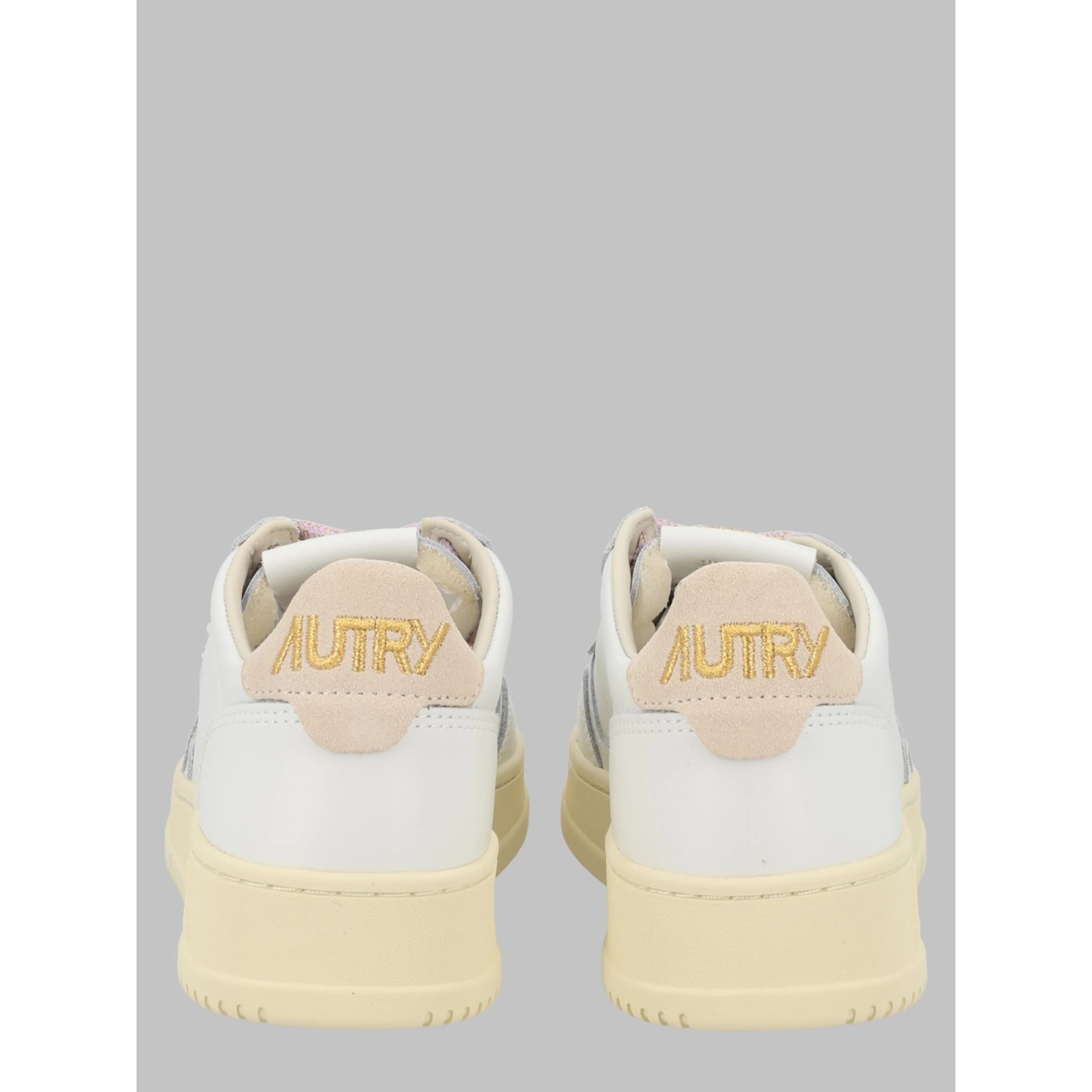 SNEAKER "MEDALIST LOW"