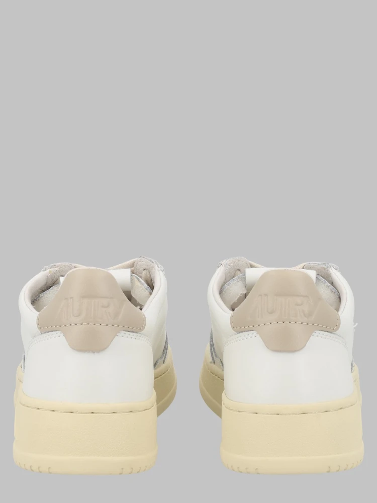 SNEAKER "MEDALIST LOW" alternative