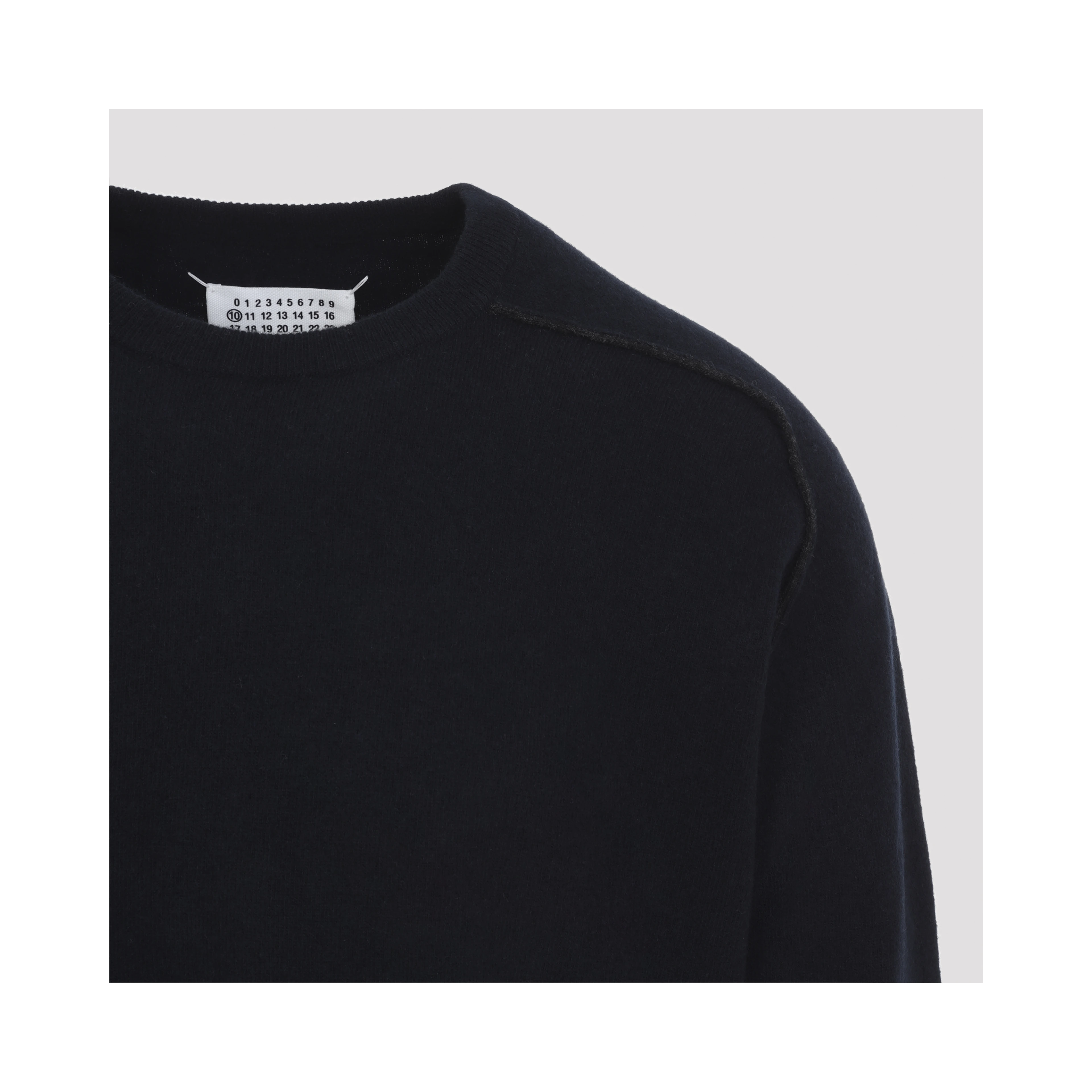 LAMBSWOOL SWEATER