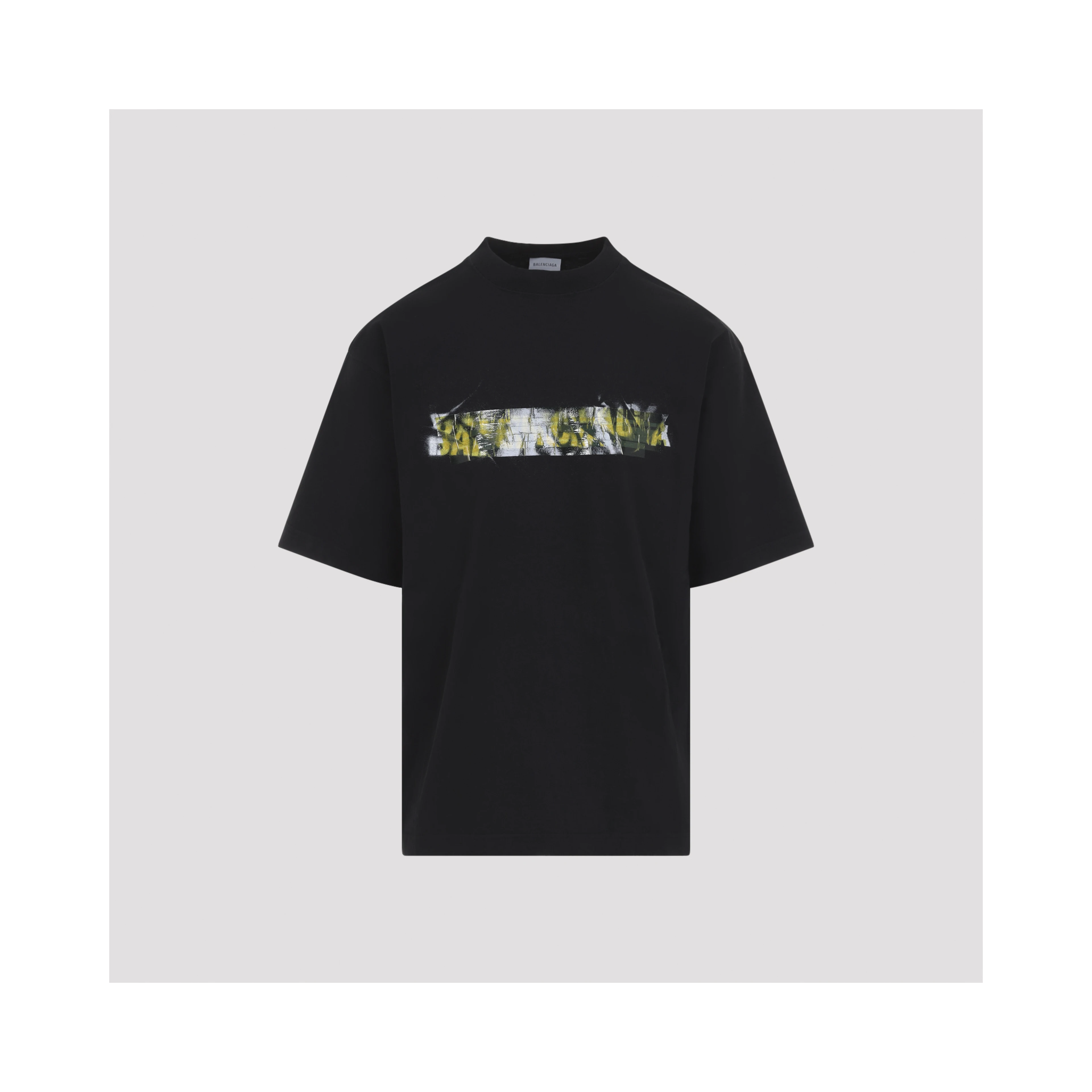 MEDIUM FIT TSHIRT