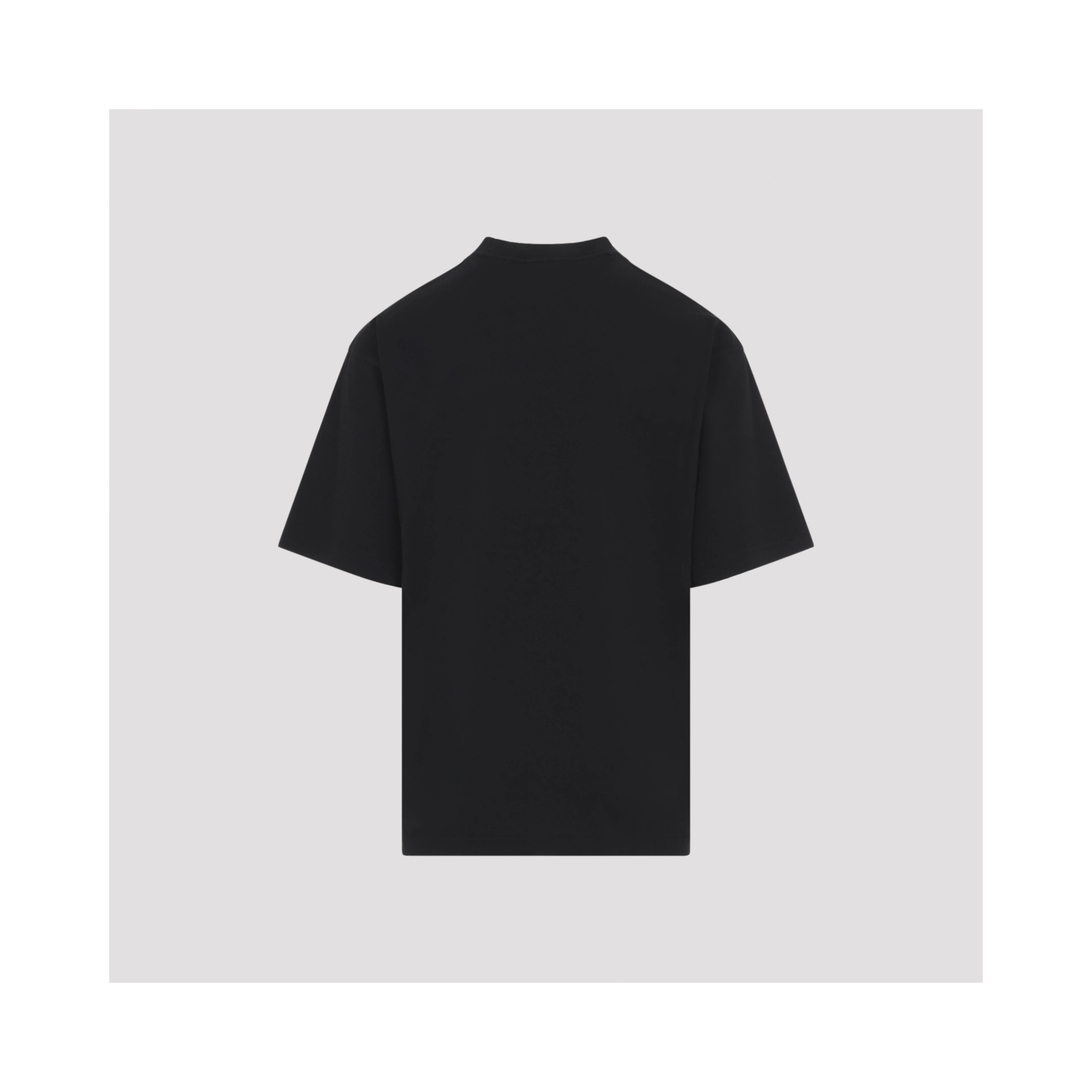 MEDIUM FIT TSHIRT