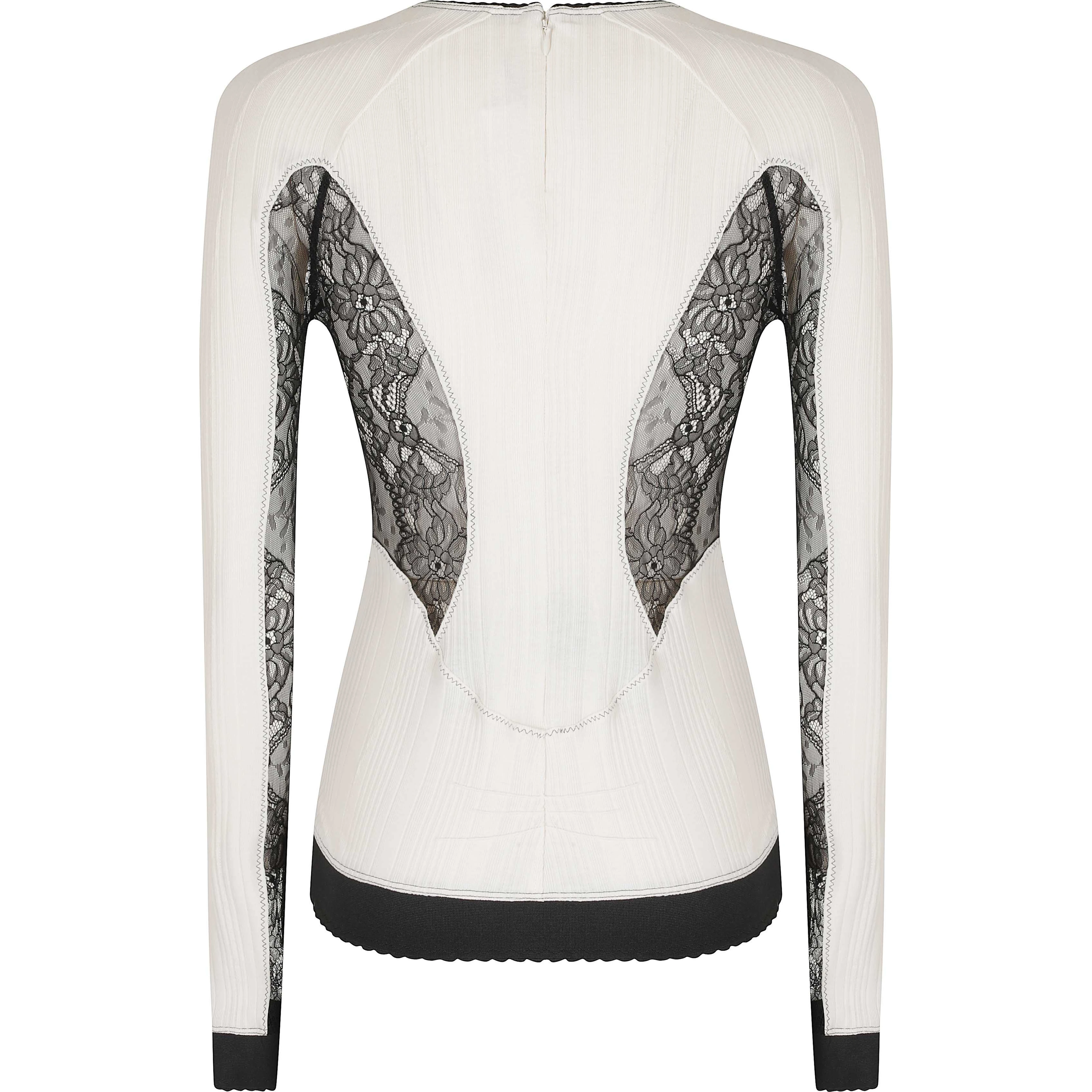 TOP RIB AND LACE