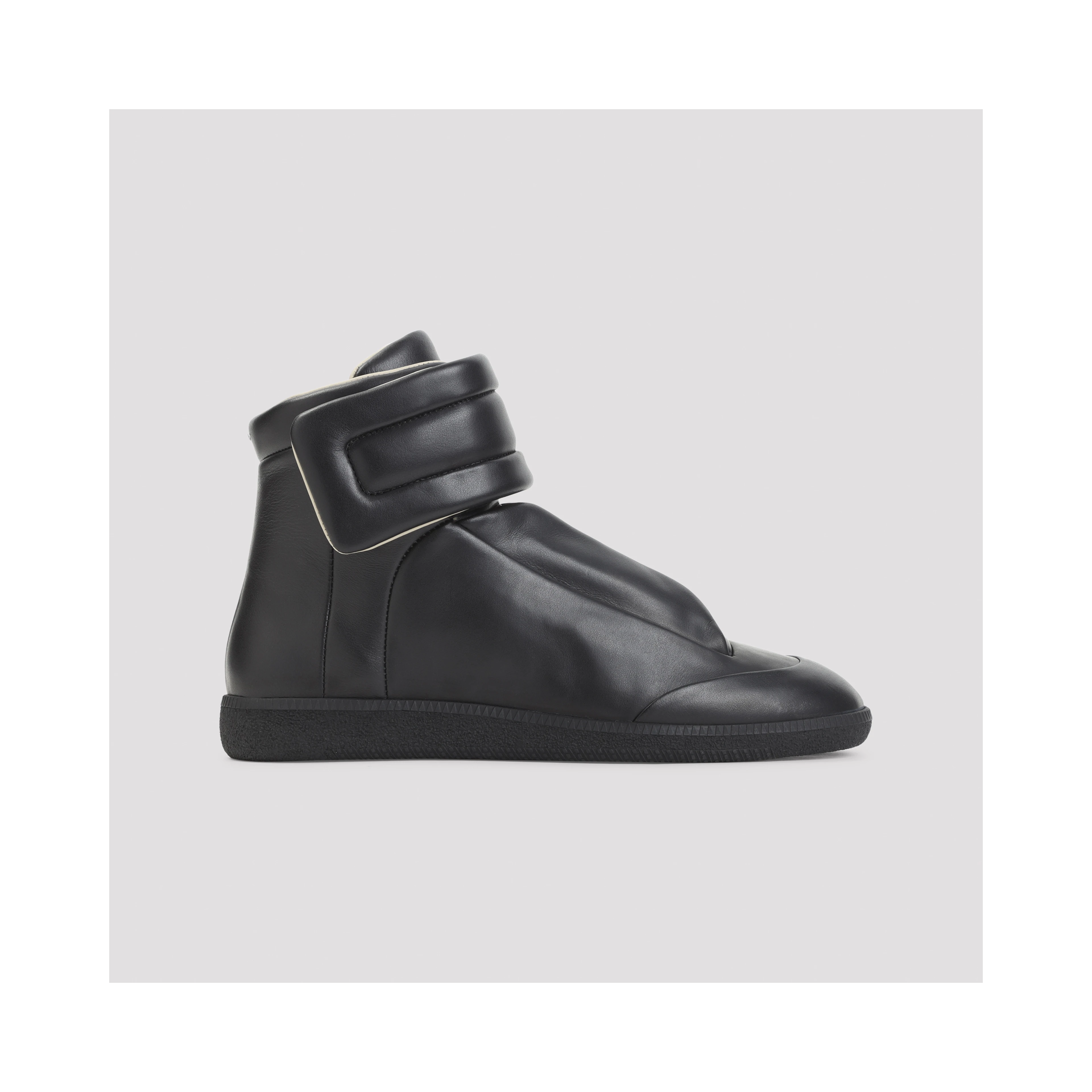 FUTURE SNEAKERS