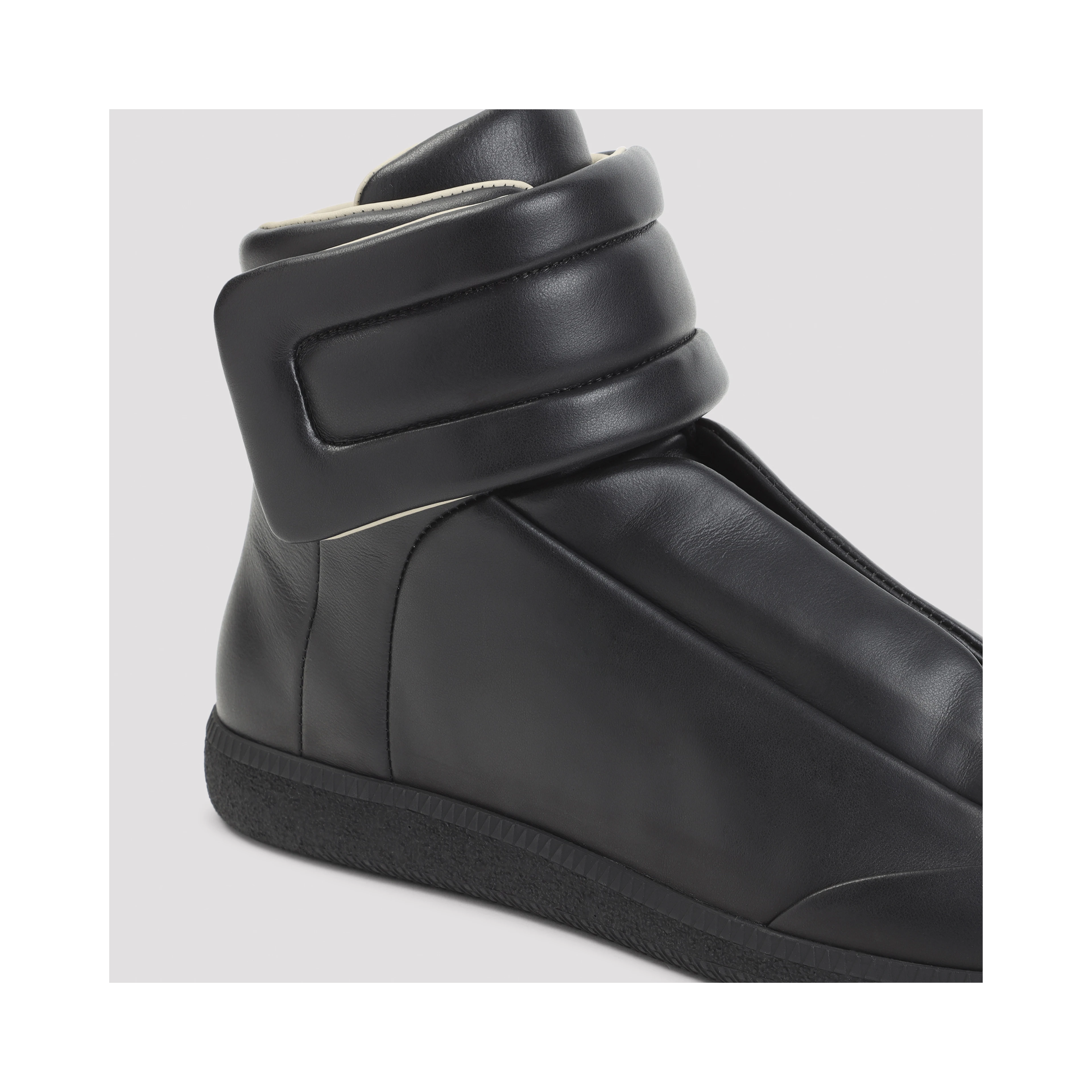 FUTURE SNEAKERS