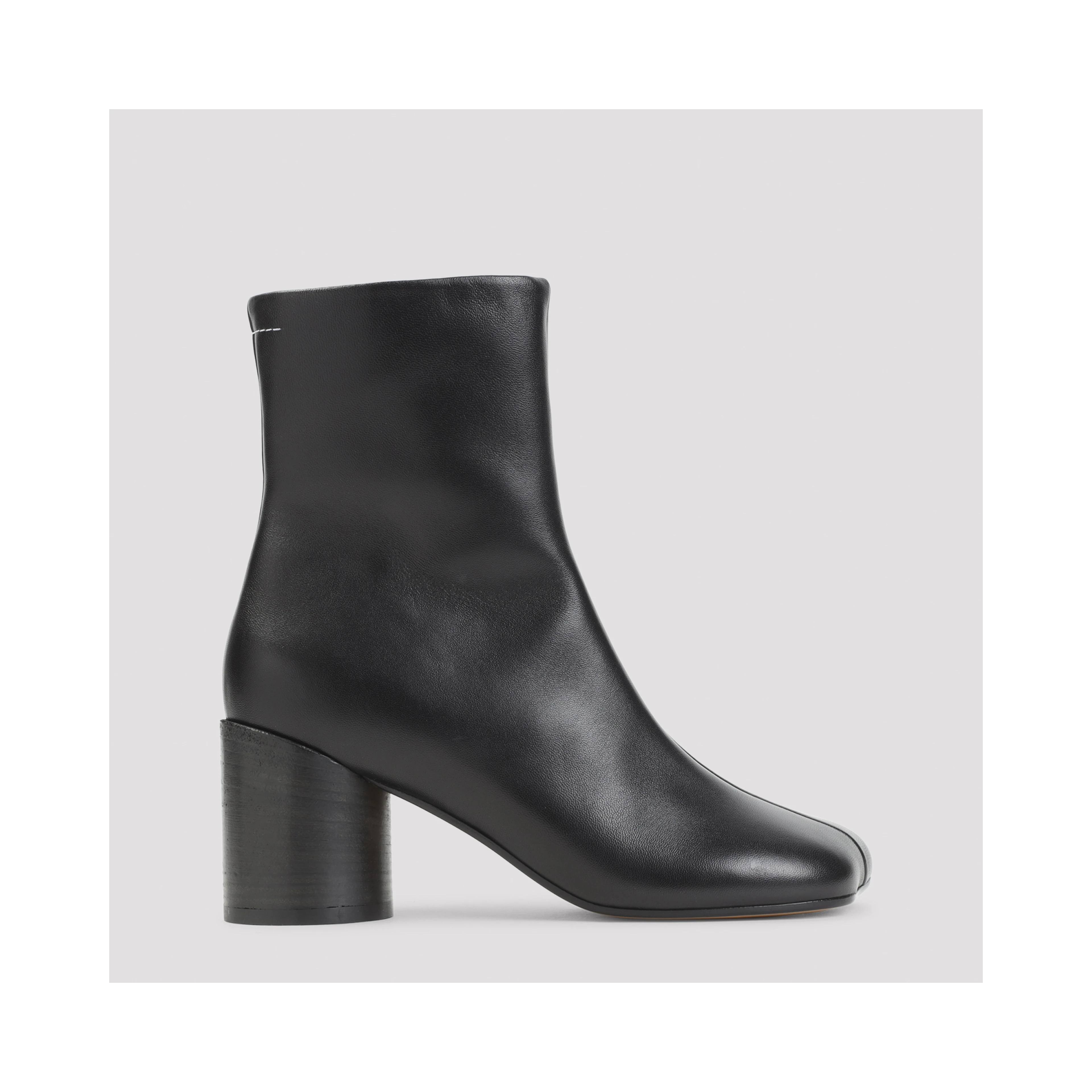 ANKLE BOOT