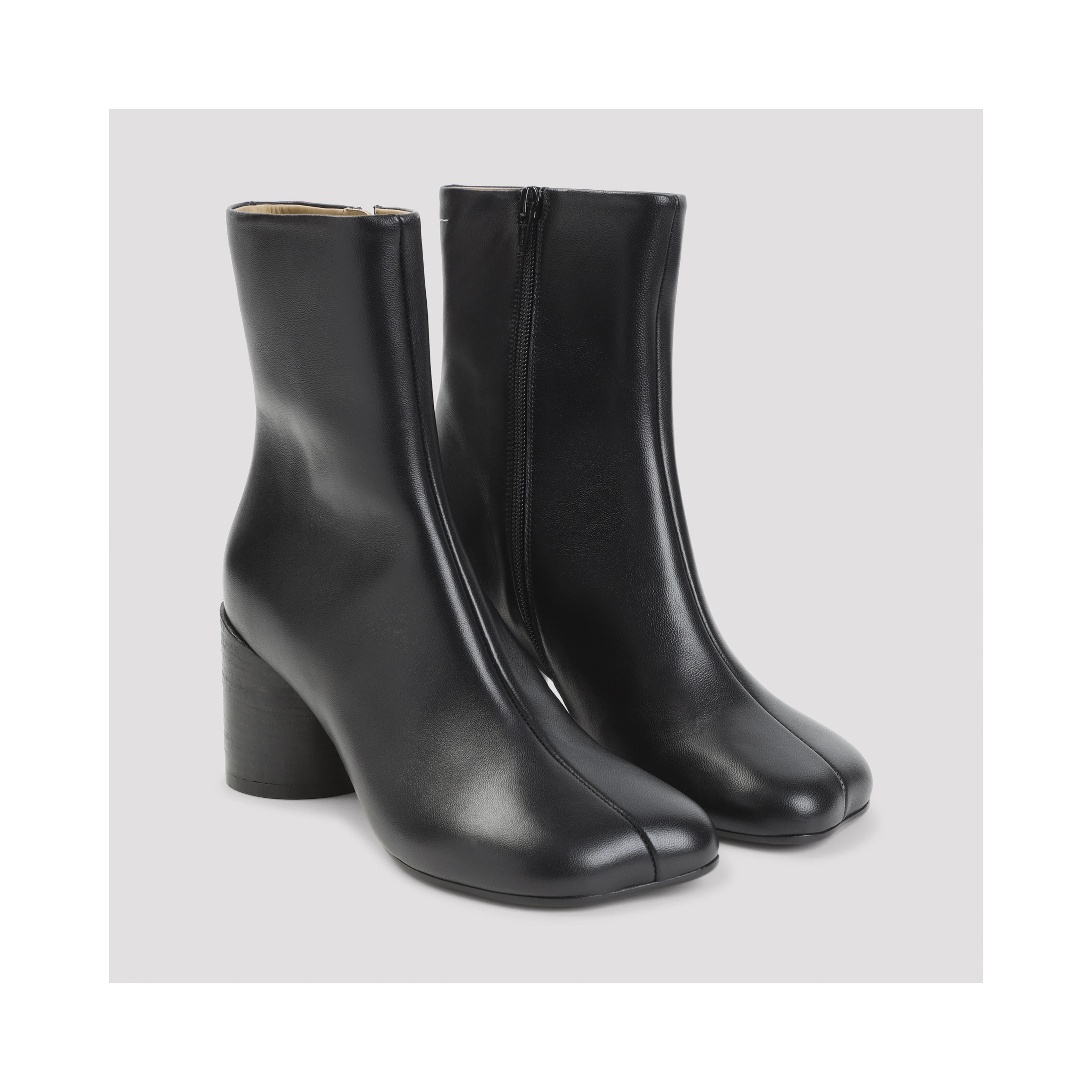 ANKLE BOOT