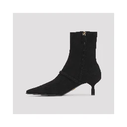 BOOTIE