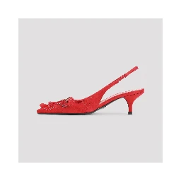 PUMPS