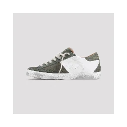 SUPERSTAR