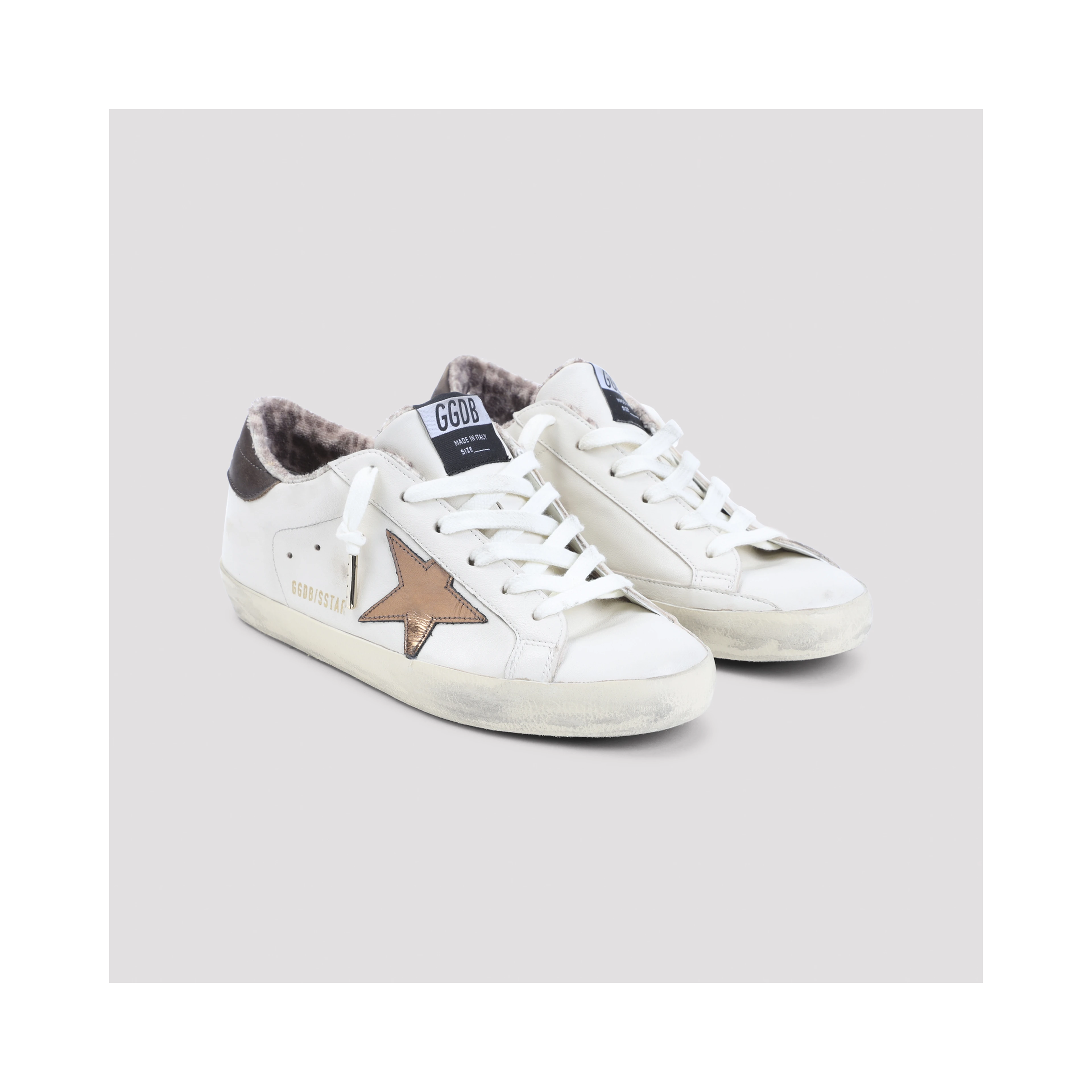 SUPERSTAR
