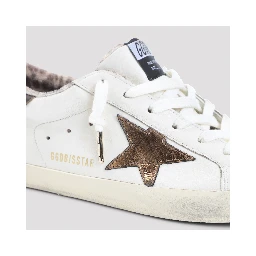 SUPERSTAR