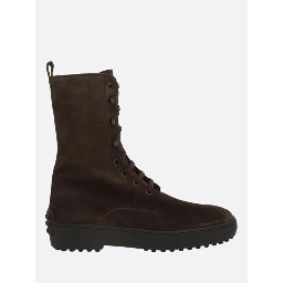 Winter ankle boot with rubber studs in suede leather