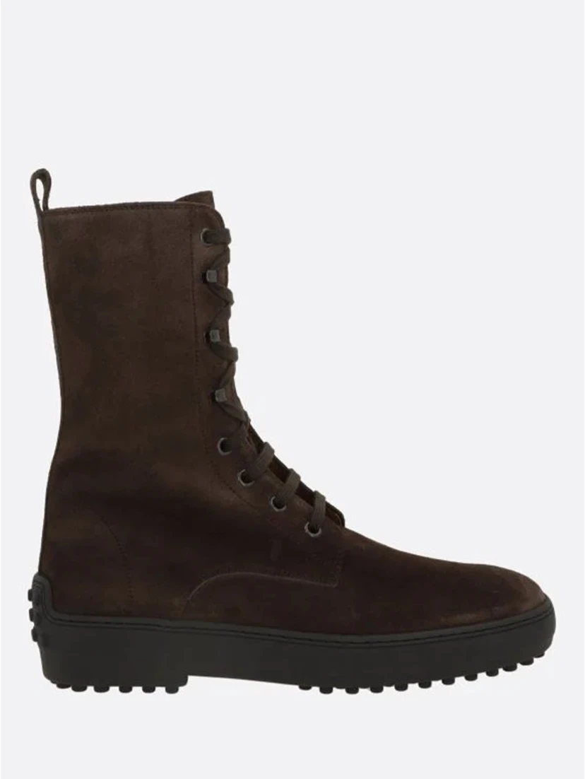 Winter ankle boot with rubber studs in suede leather