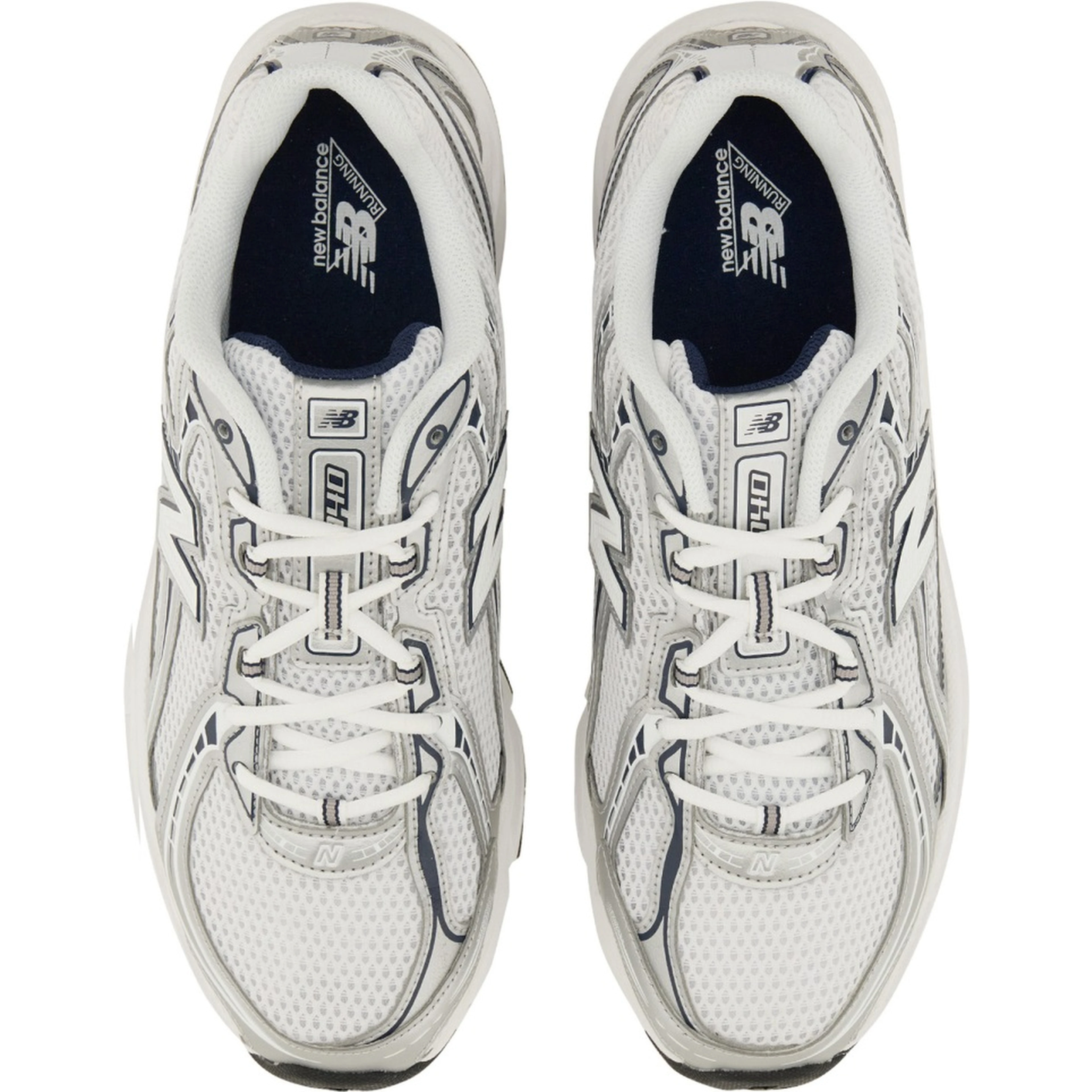 SNEAKER "U740"