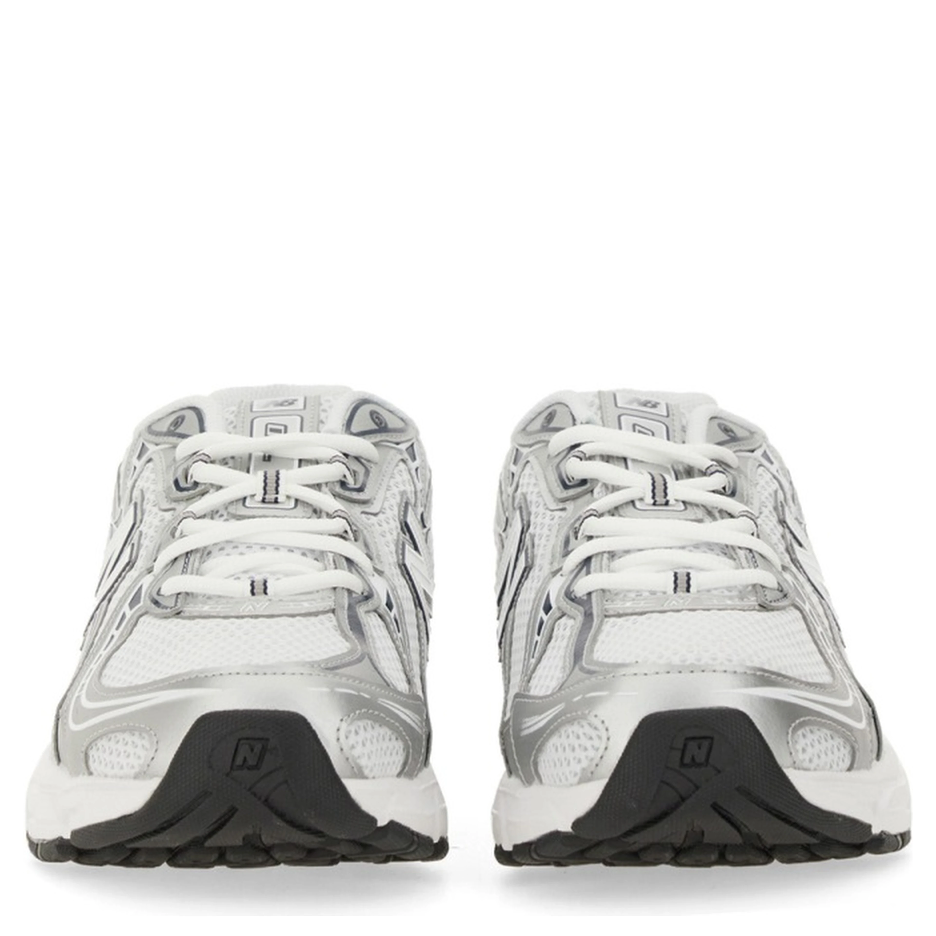 SNEAKER "U740"