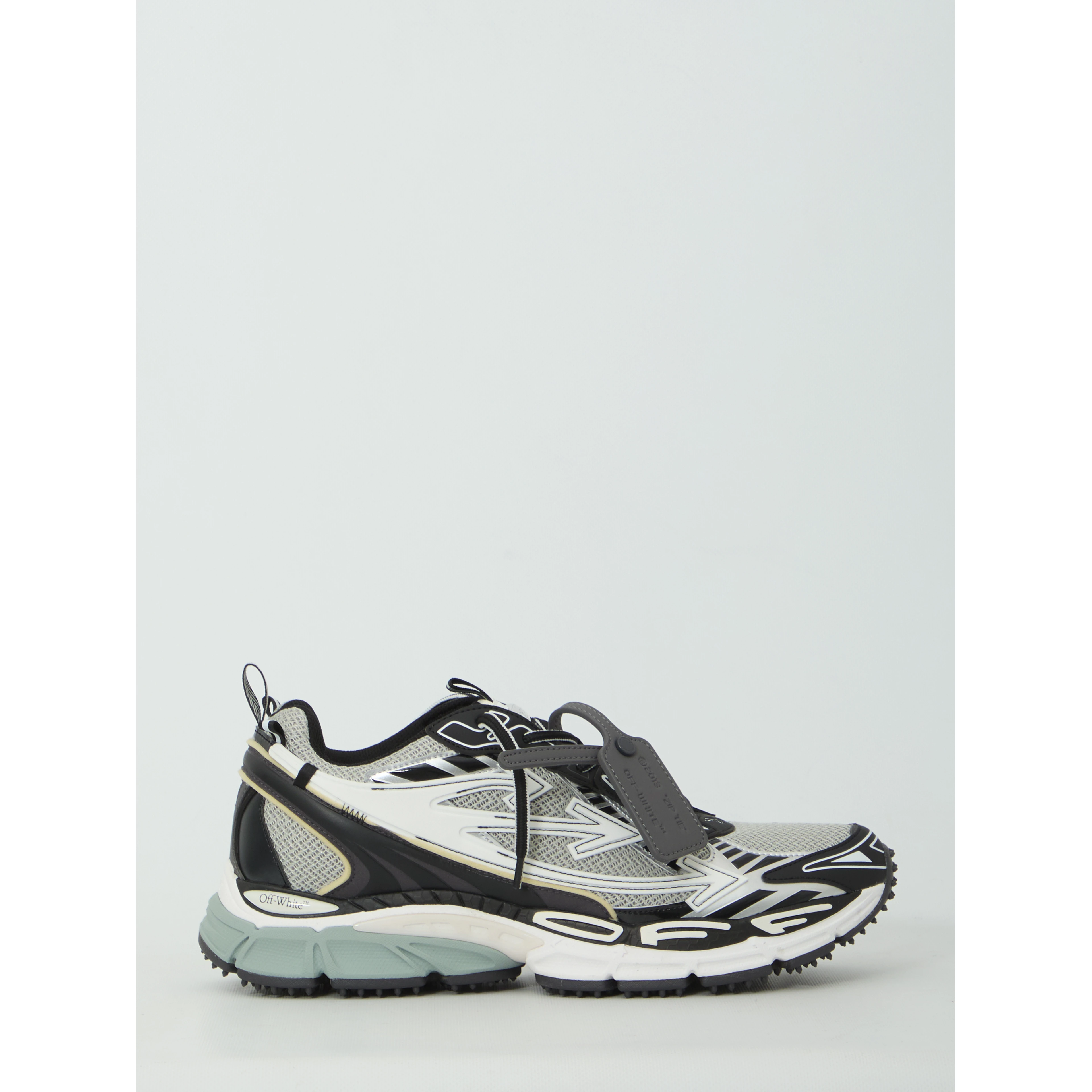 Be Right Back sneakers