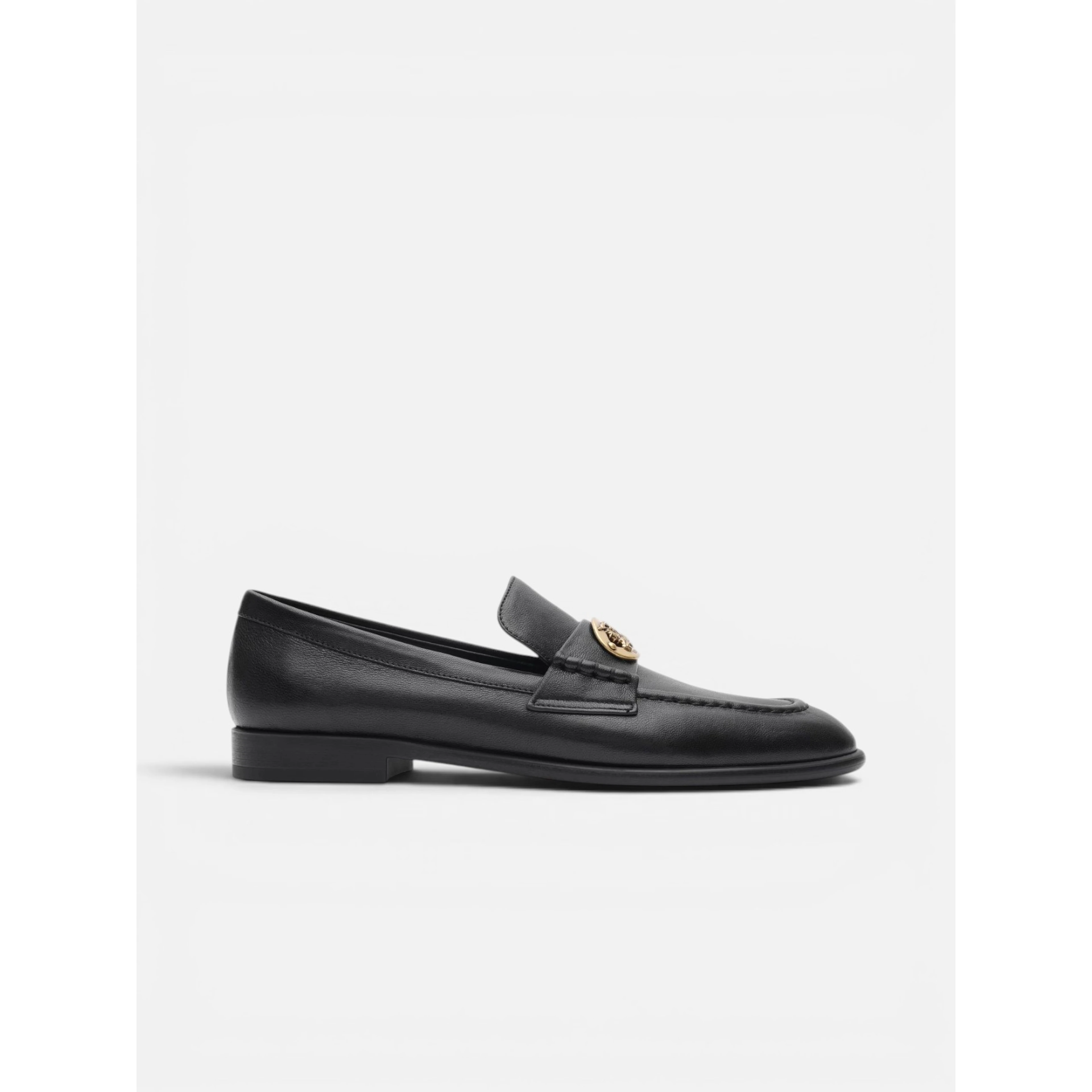BURBERRY moccasins