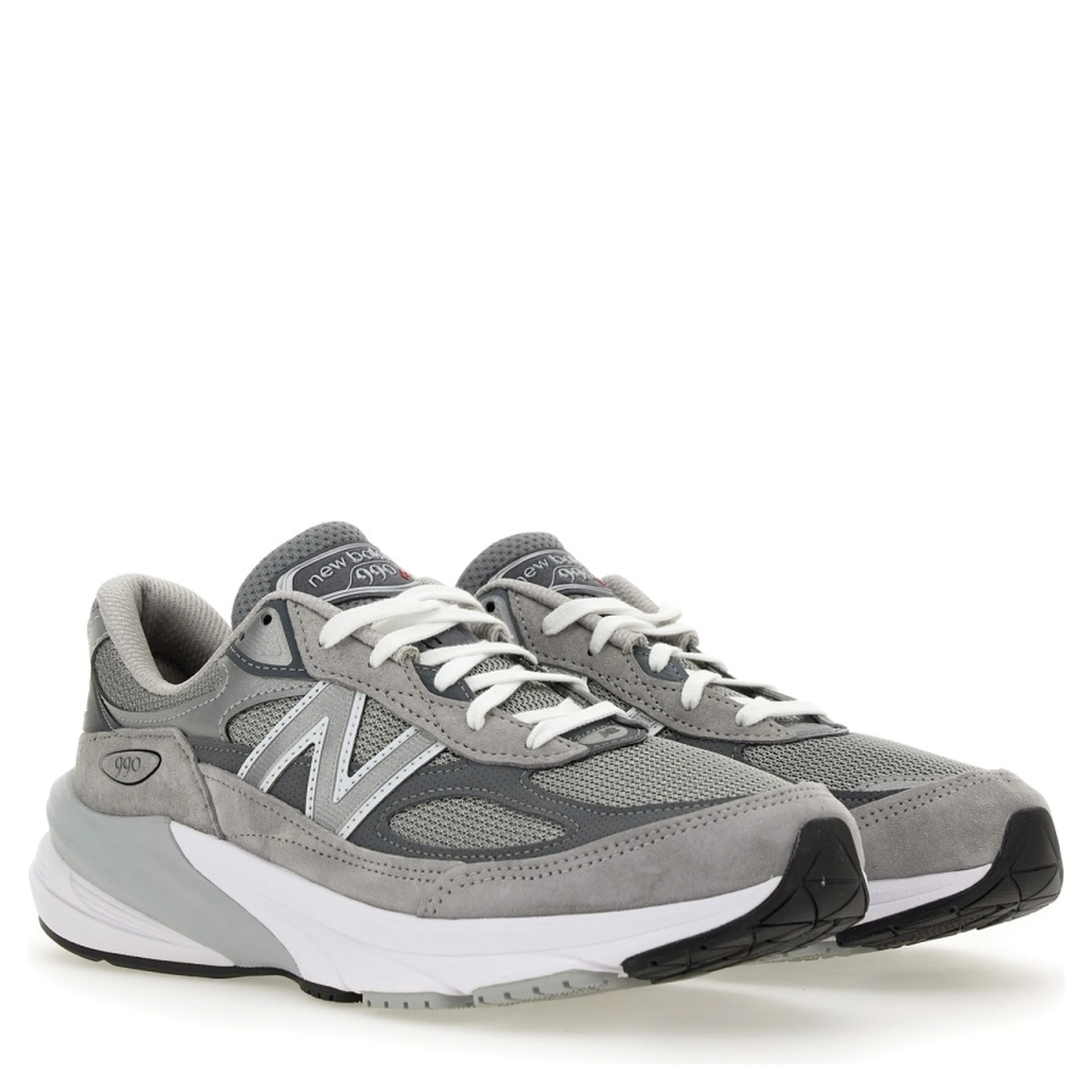 SNEAKER "MADE IN USA 990V6"