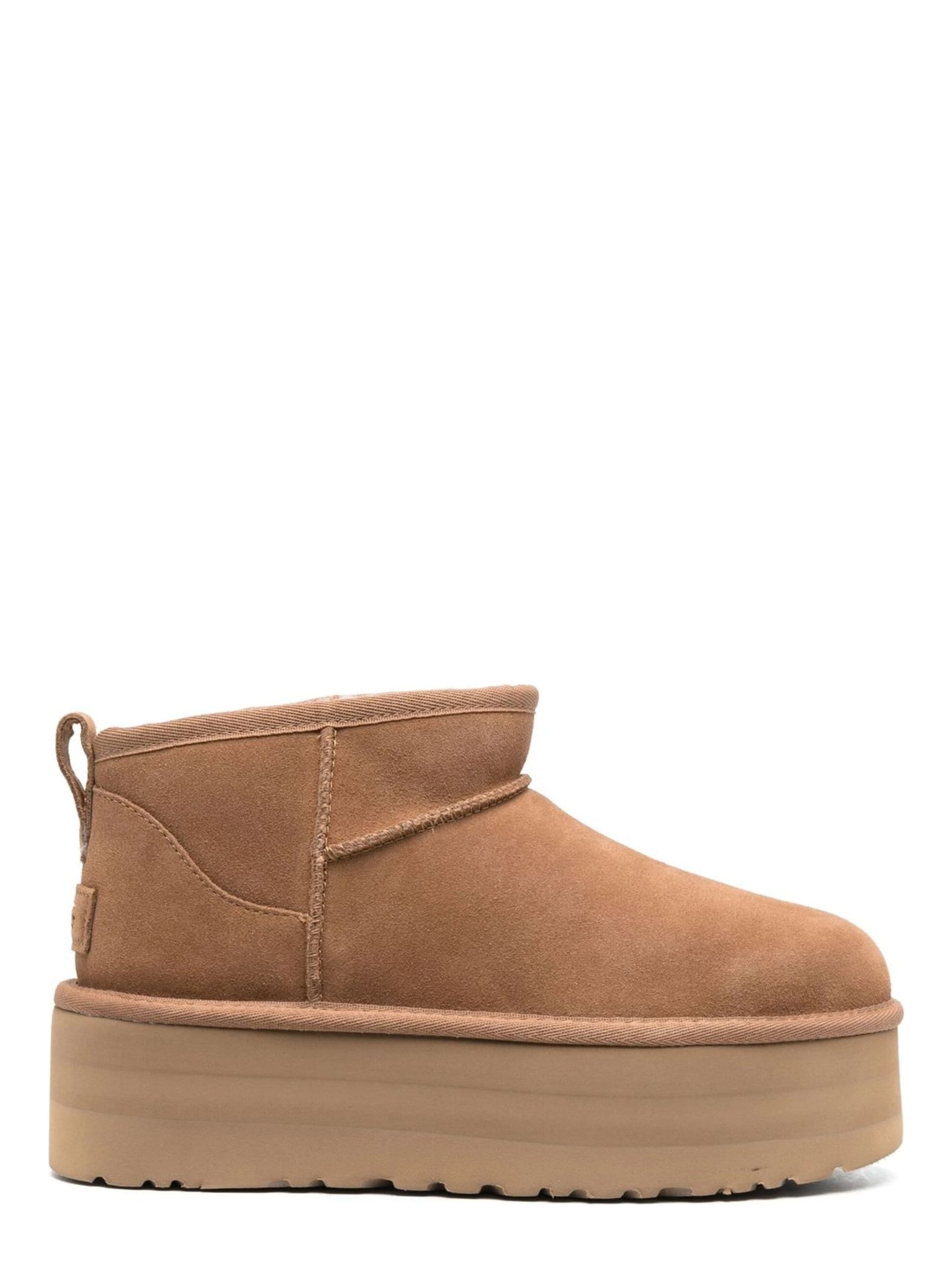 UGG Boots Chestnut
