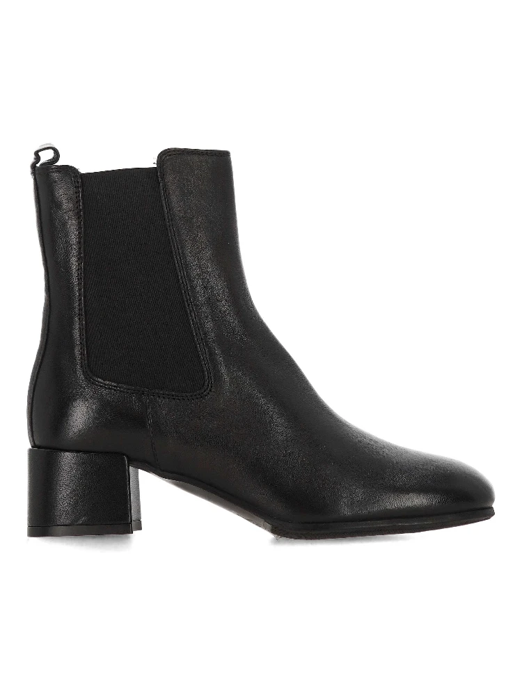 Status Boots