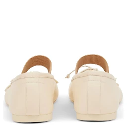 MM6 Maison Margiela Flat shoes