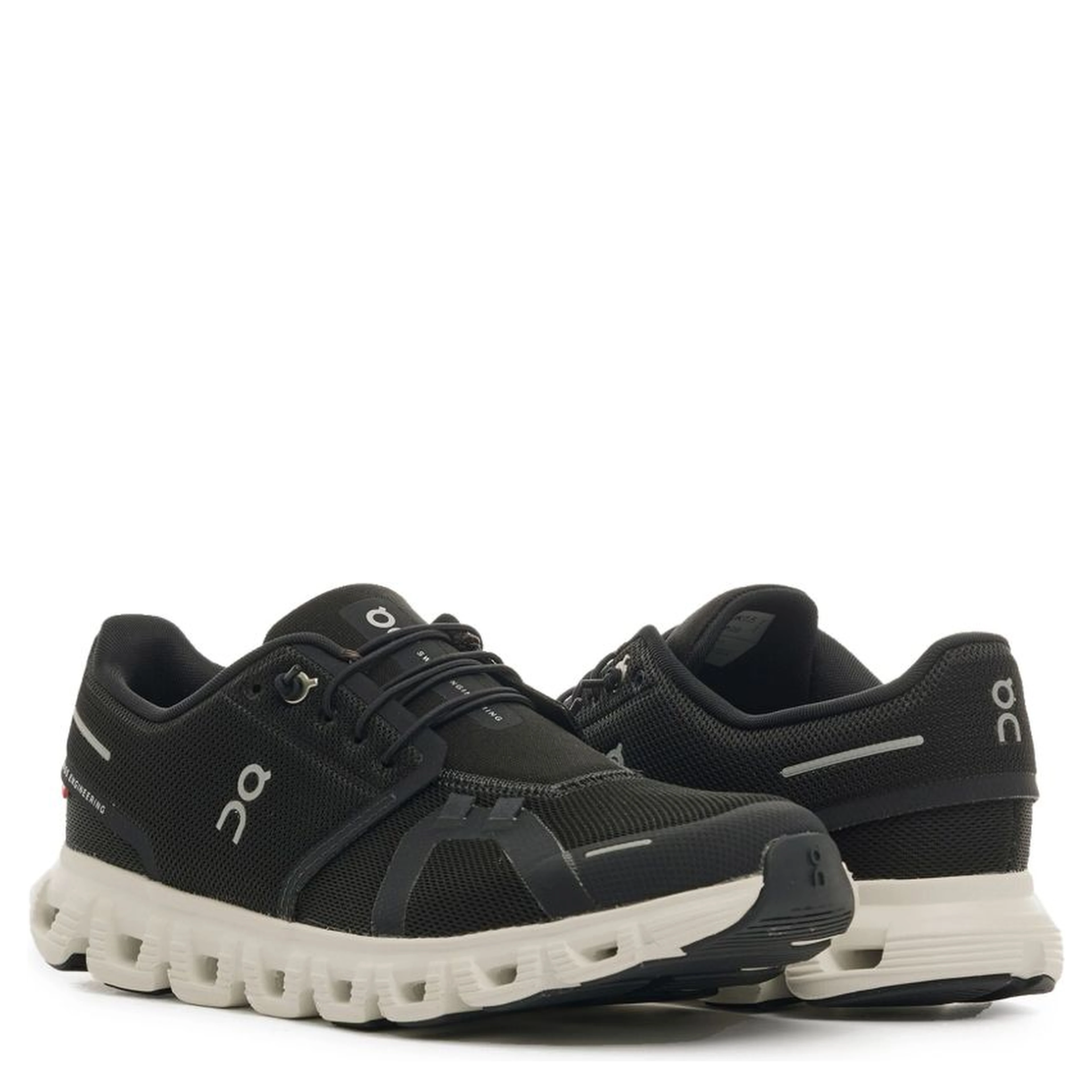 ON SNEAKER Sneakers