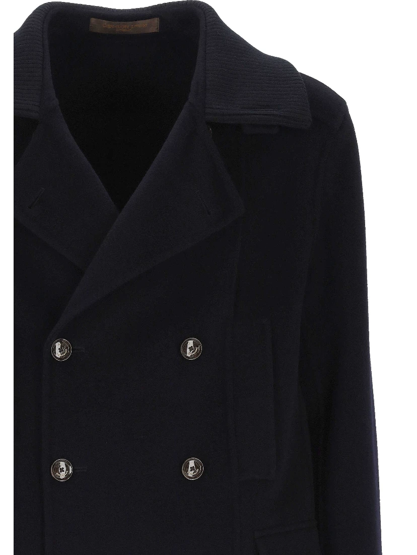 ON THE BUND Coats