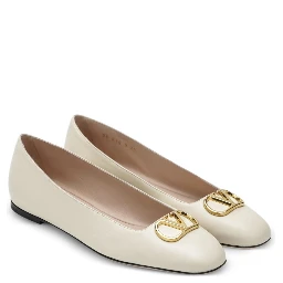 Valentino Garavani Flat shoes
