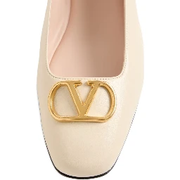 Valentino Garavani Flat shoes